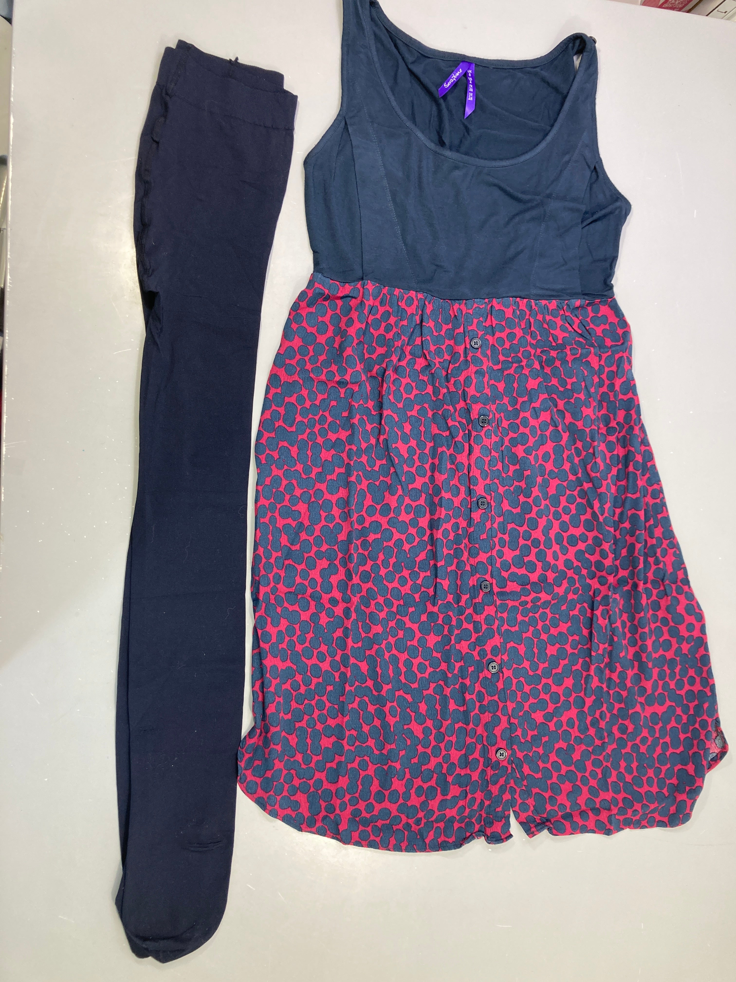 Robe s.m bleu marine bas rose à pois Séraphine + collants