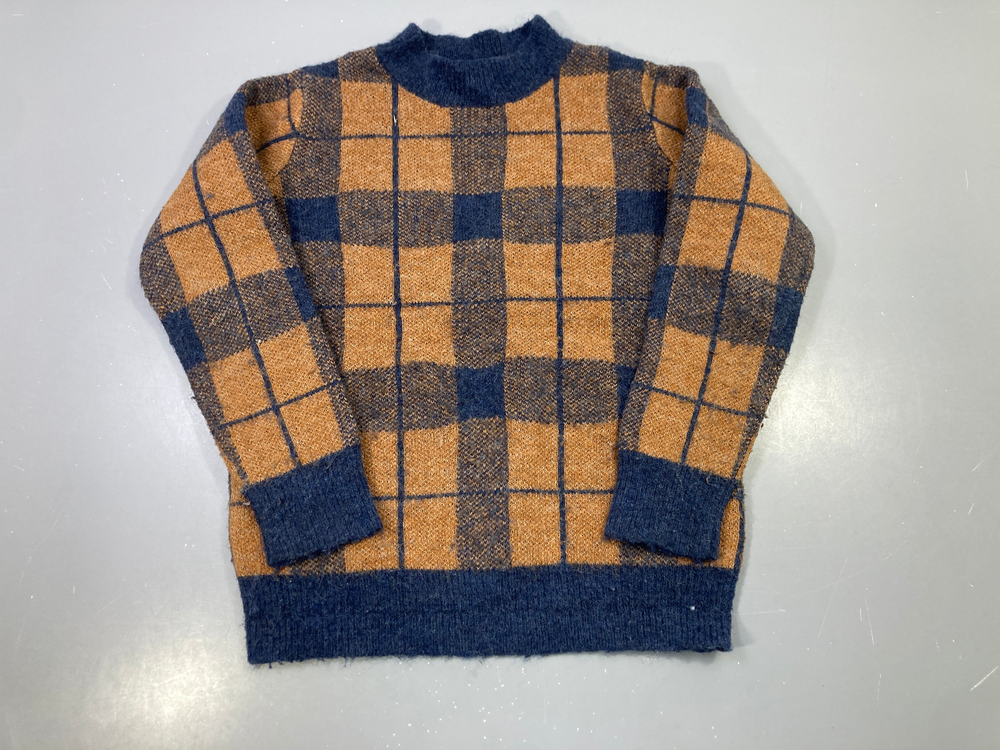 Pull carreaux brun/bleu foncé, 10% laine 6% alpaga, bouloché