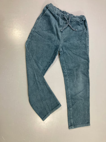 Pantalon velours côtelé bleu relaxed, moins cher chez Petit Kiwi