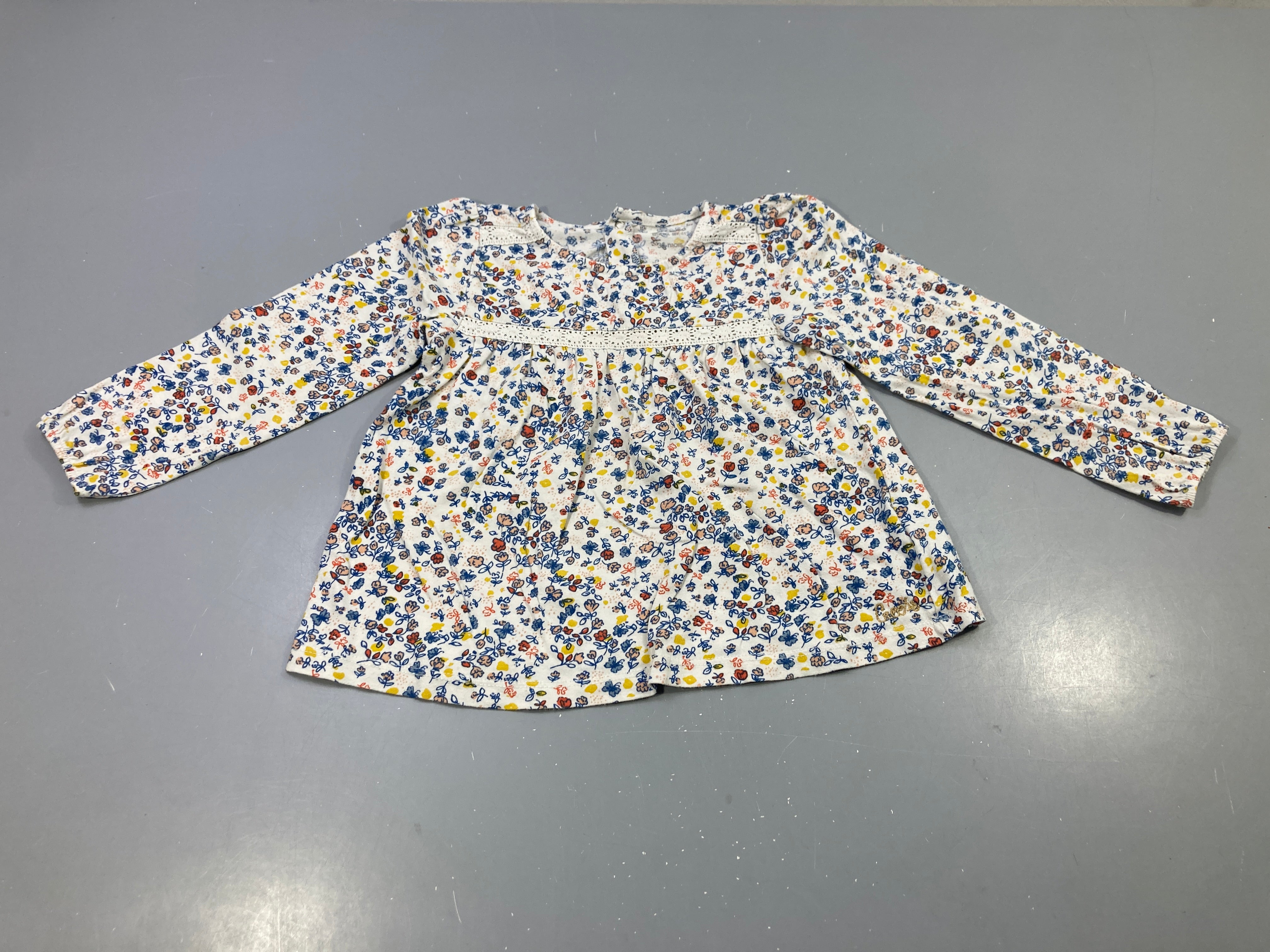 Blouse jersey m.l écrue fleurie dentelle