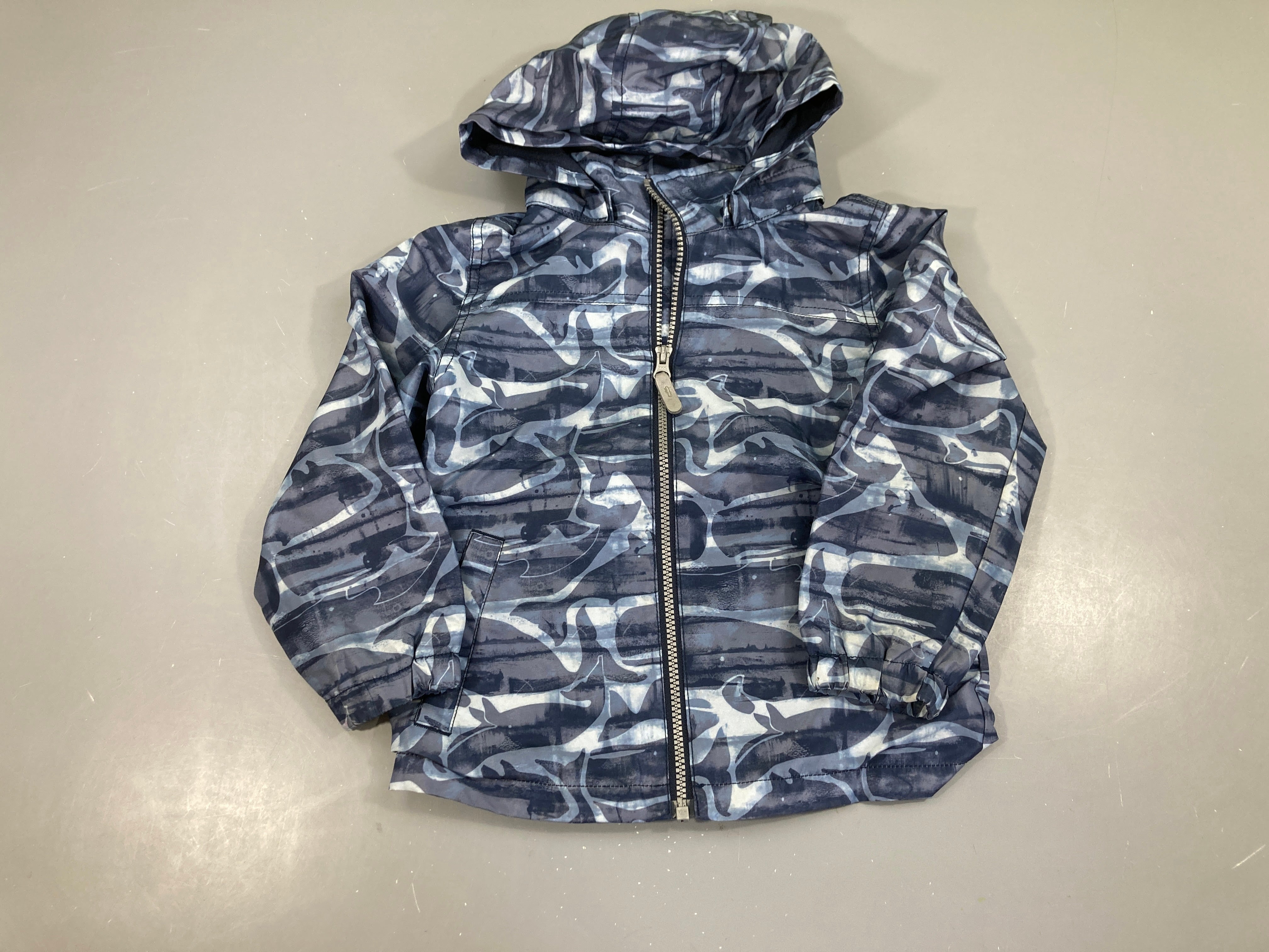 Veste coupe-vent bleu baleines à capuche amovible