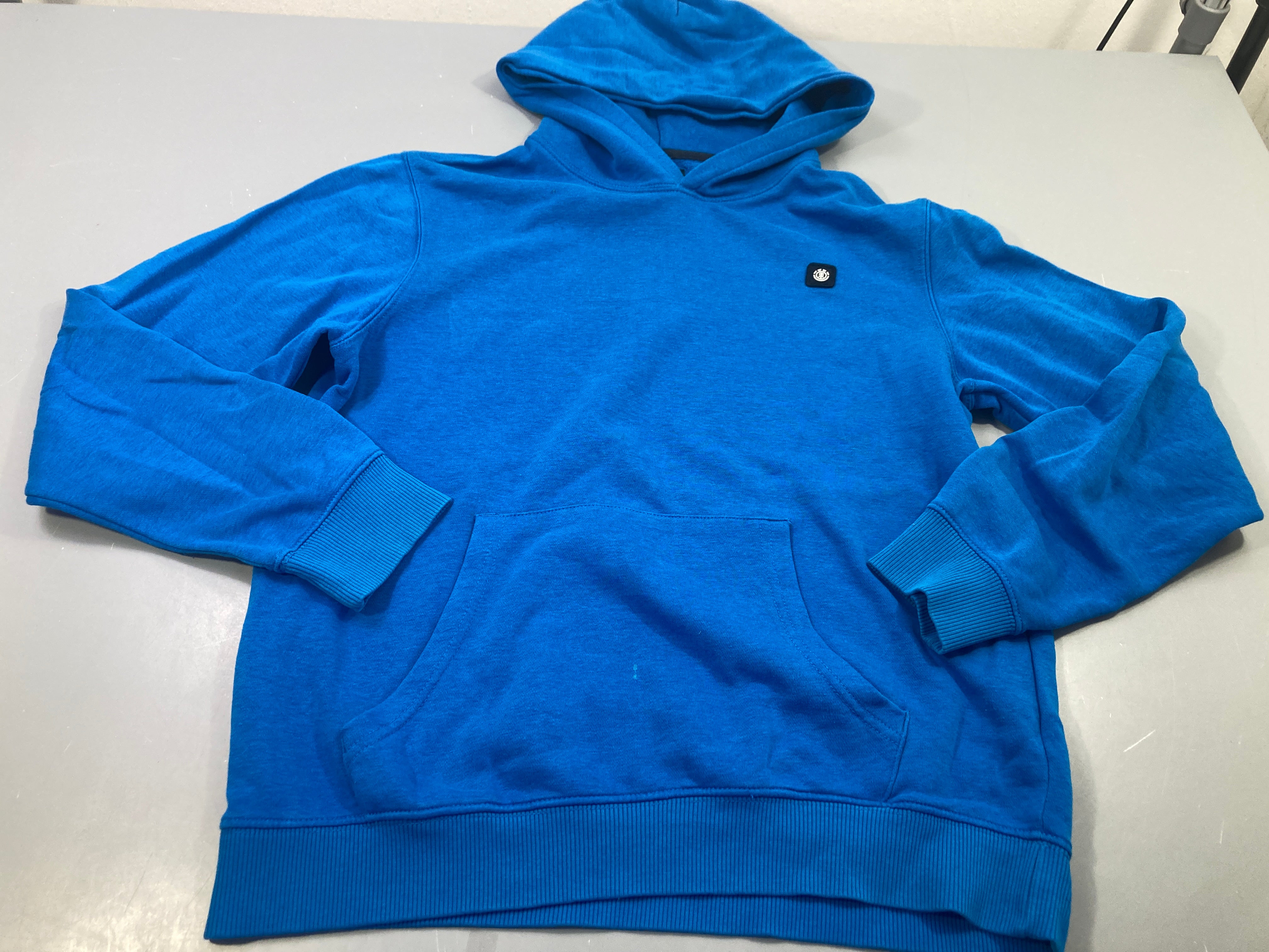Sweat à capuche bleu roi , Element
