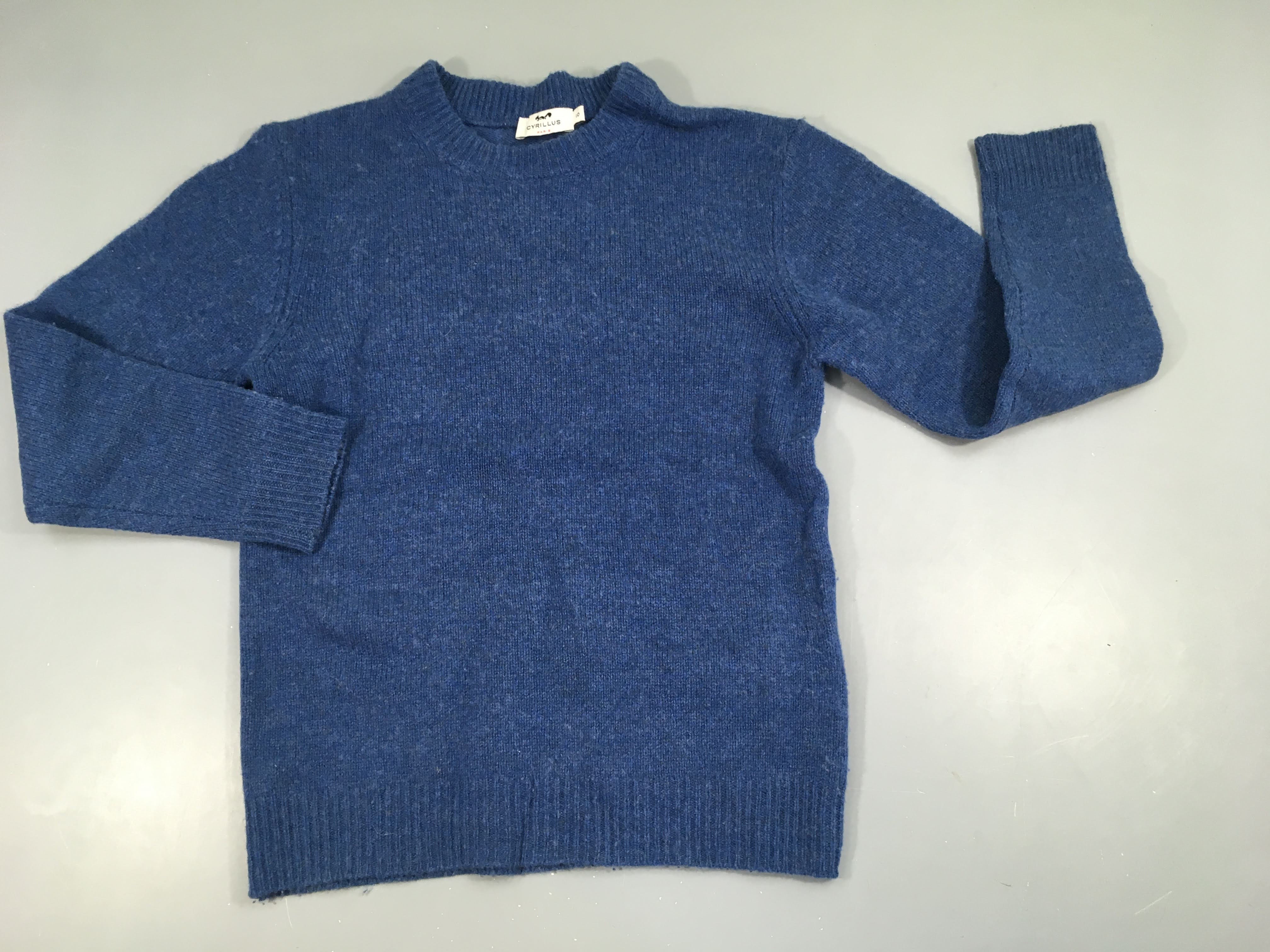 Pull bleu, 100% laine