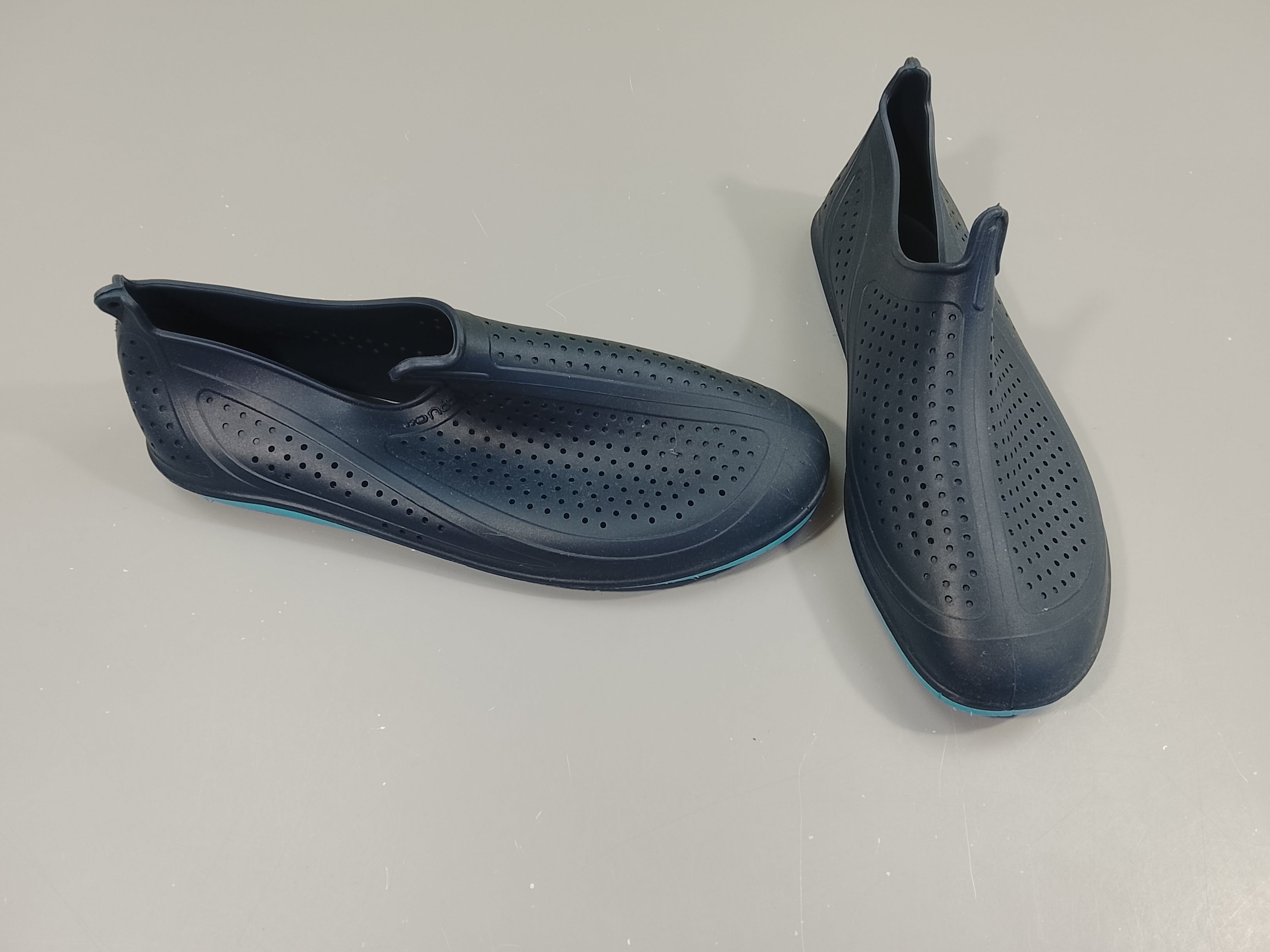 Chaussures d'eau bleu marine (35-36)