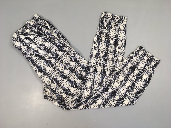 Pantalon fluide blanc-noir effet taches, moins cher chez Petit Kiwi