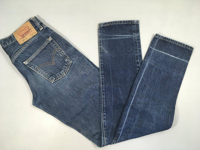 Jeans Levi's foncé 28-32 Etiquette Levi's poche enlevée + traces délavées dues à 1 bord fait bas jambes, moins cher chez Petit Kiwi