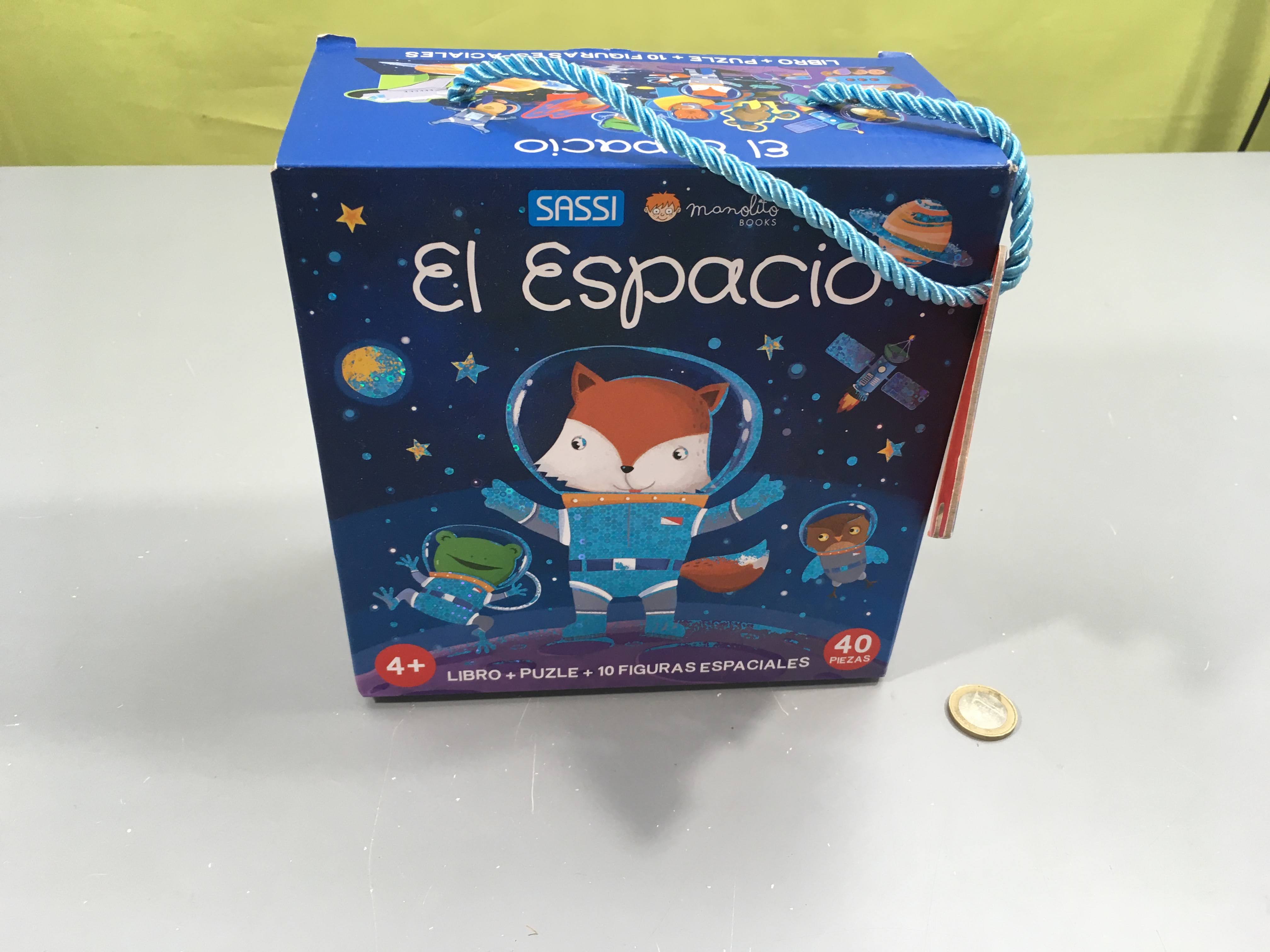 Complet El Espacio puzzles 40pcs + livre + 10 figurines en carton