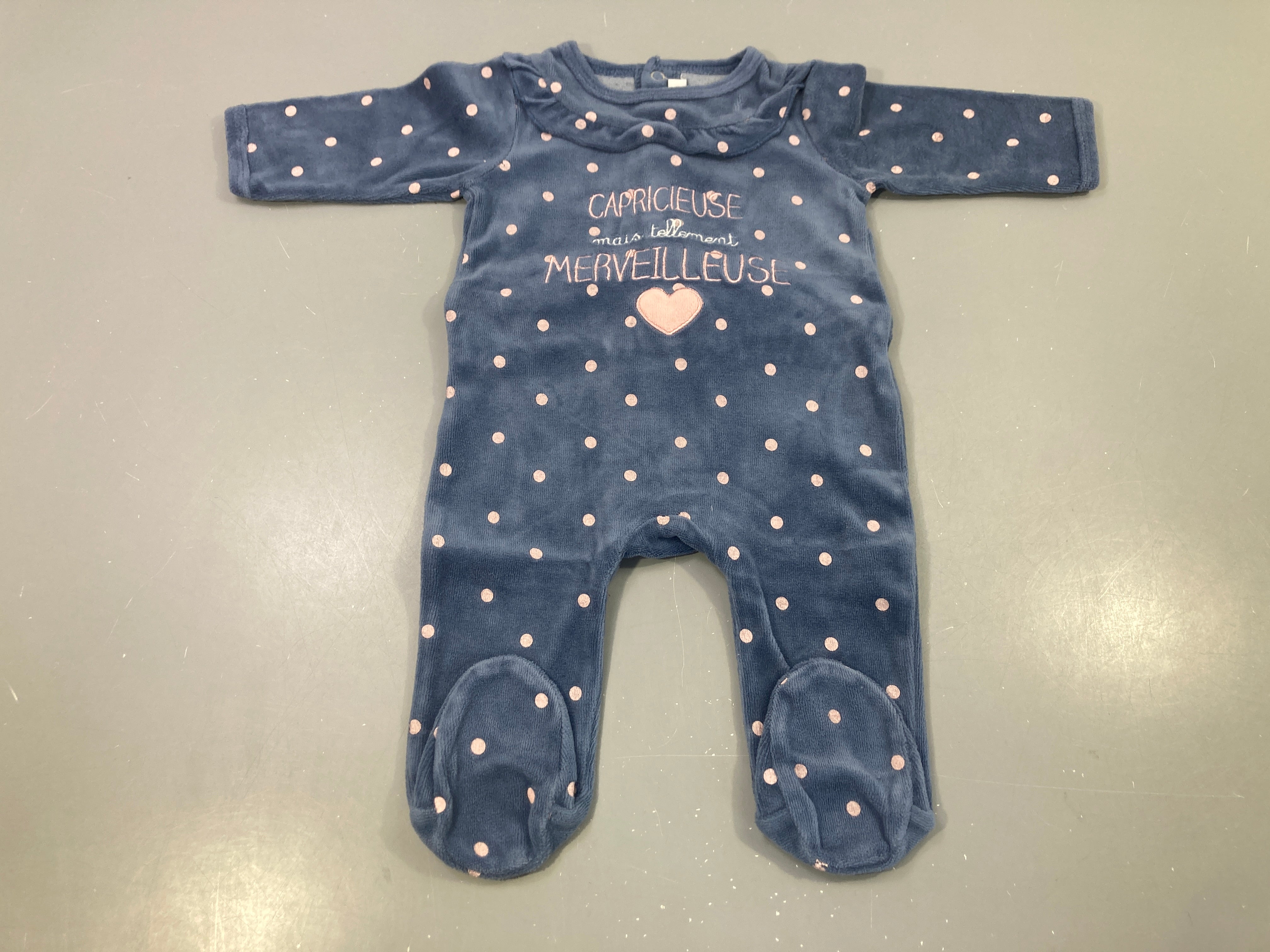 Pyjama velours bleu pois roses capricieuse merveilleuse