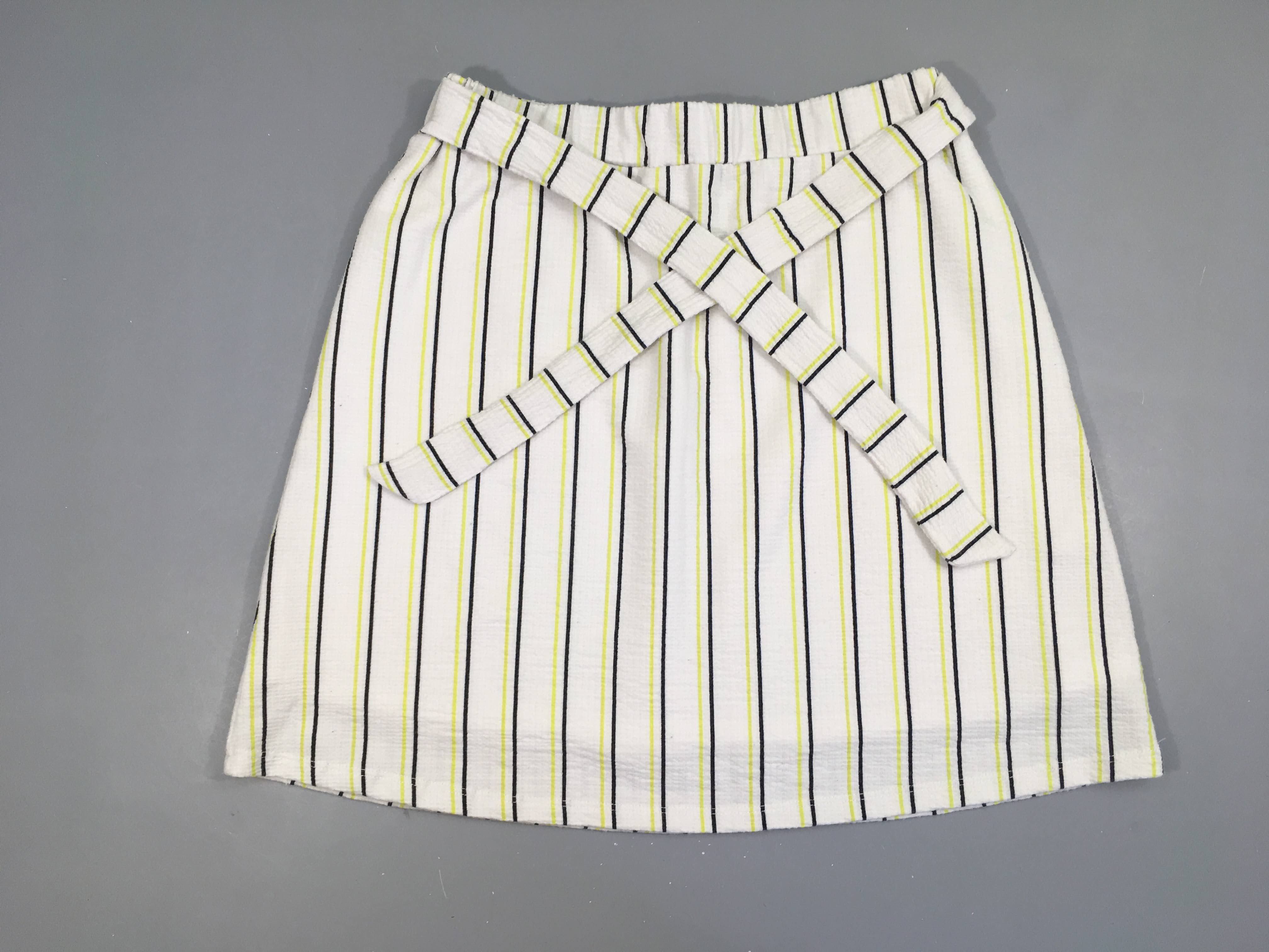 Jupe jersey blanche lignée noir/vert ceinture