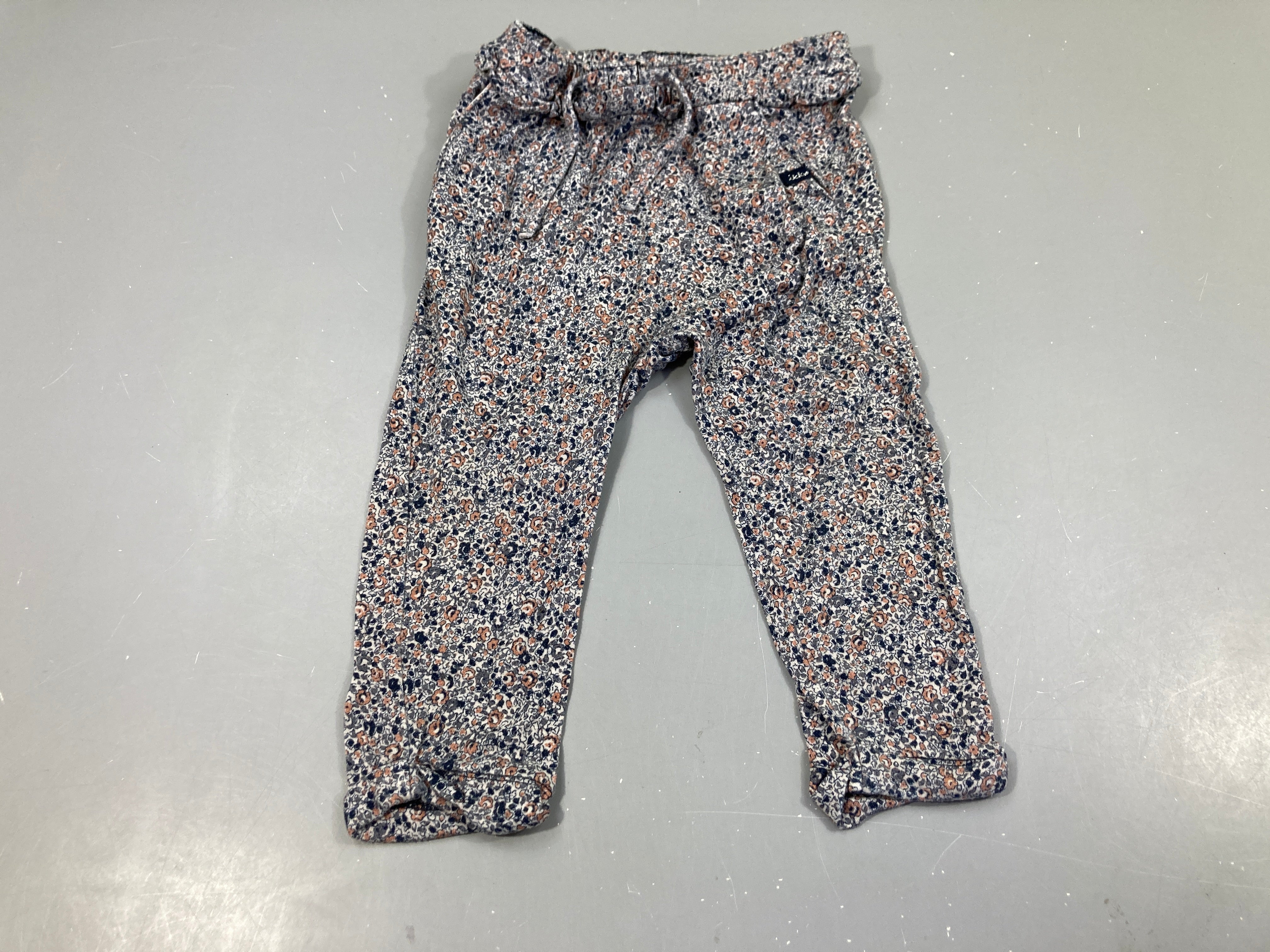 Pantalon fluide blanc fleurs bleu/saumon
