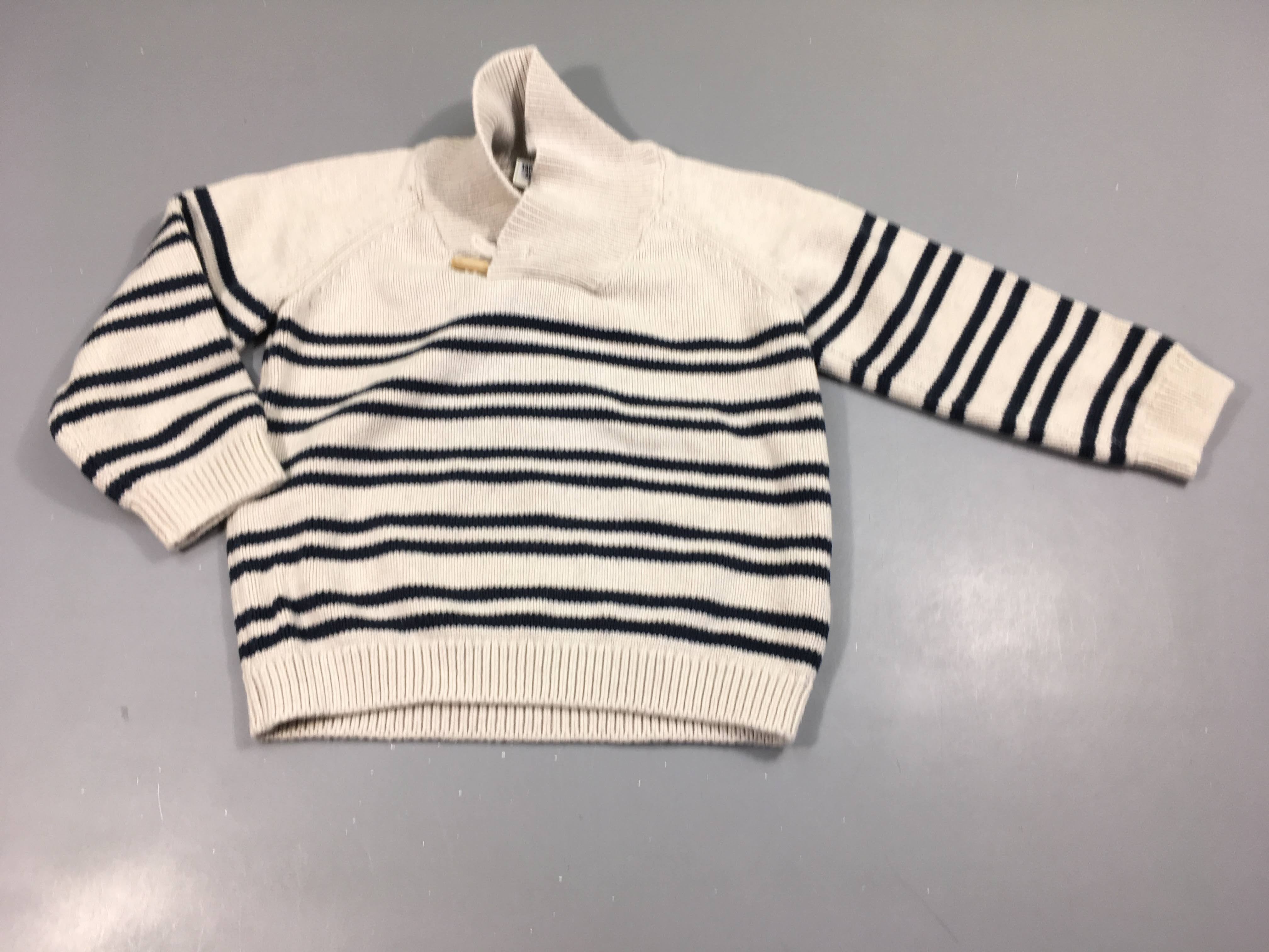Pull col châle écru, rayé bleu marine
