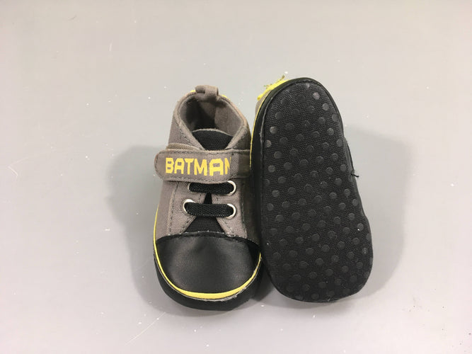Chaussons souples gris Batman, moins cher chez Petit Kiwi