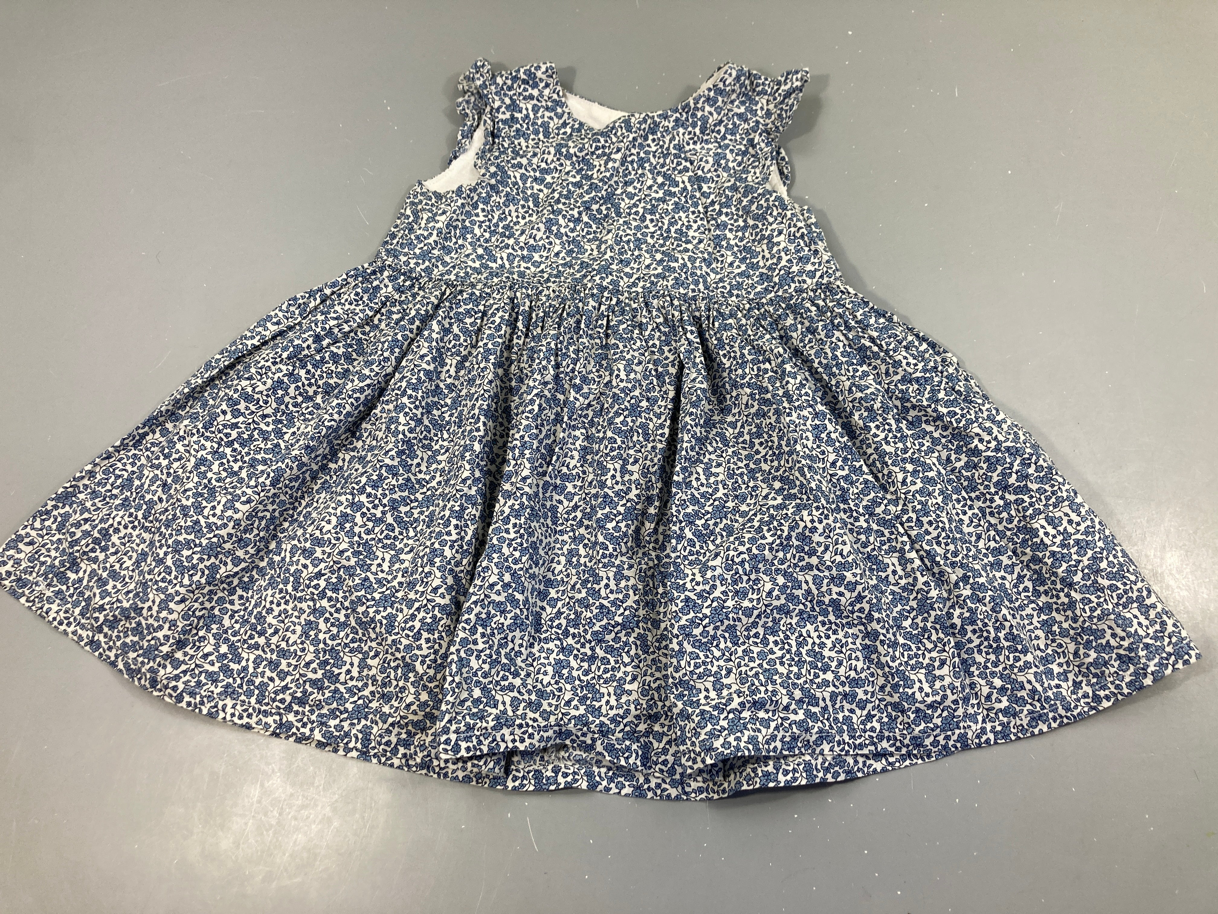 Robe s.m blanche fleurs bleues