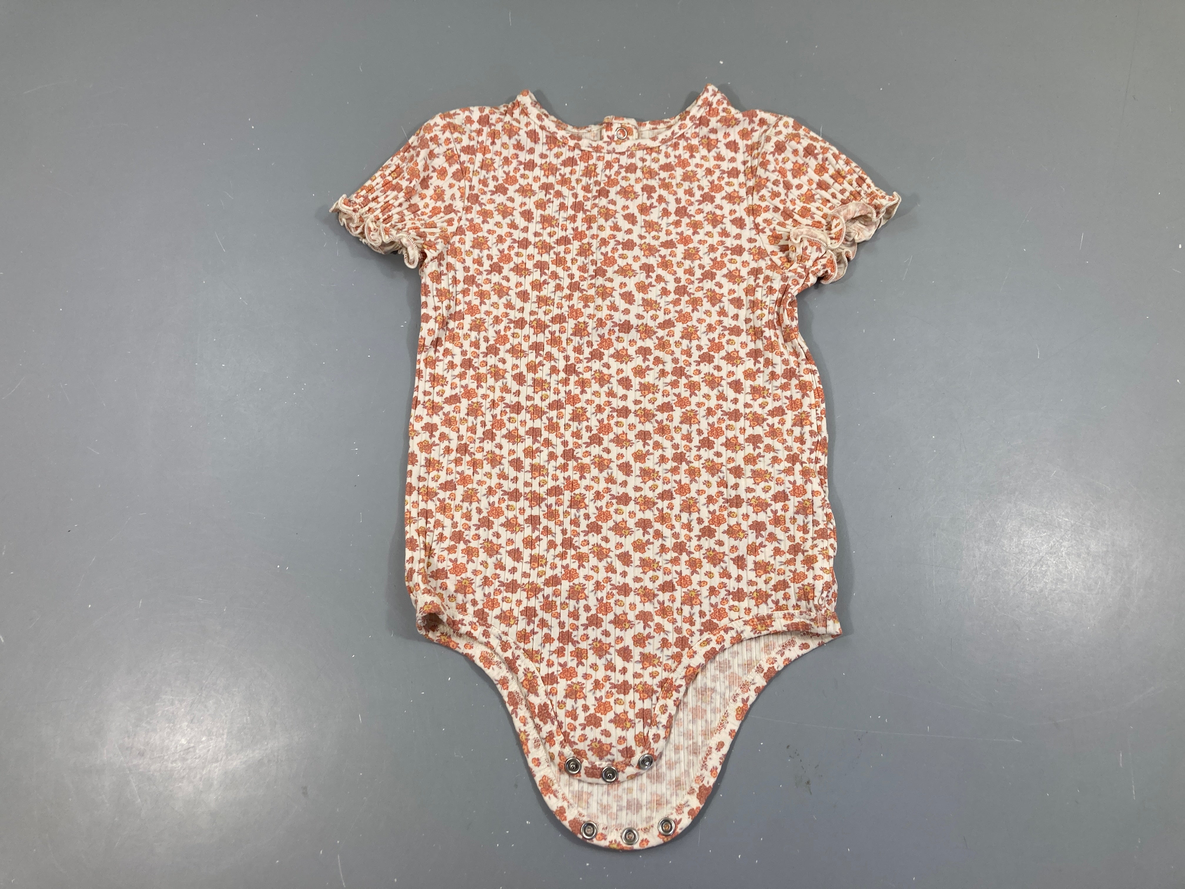 Body m.c côtes blanc fleurs