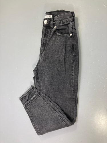 Jean gris coupe droite, Pull&Bear, 32, moins cher chez Petit Kiwi