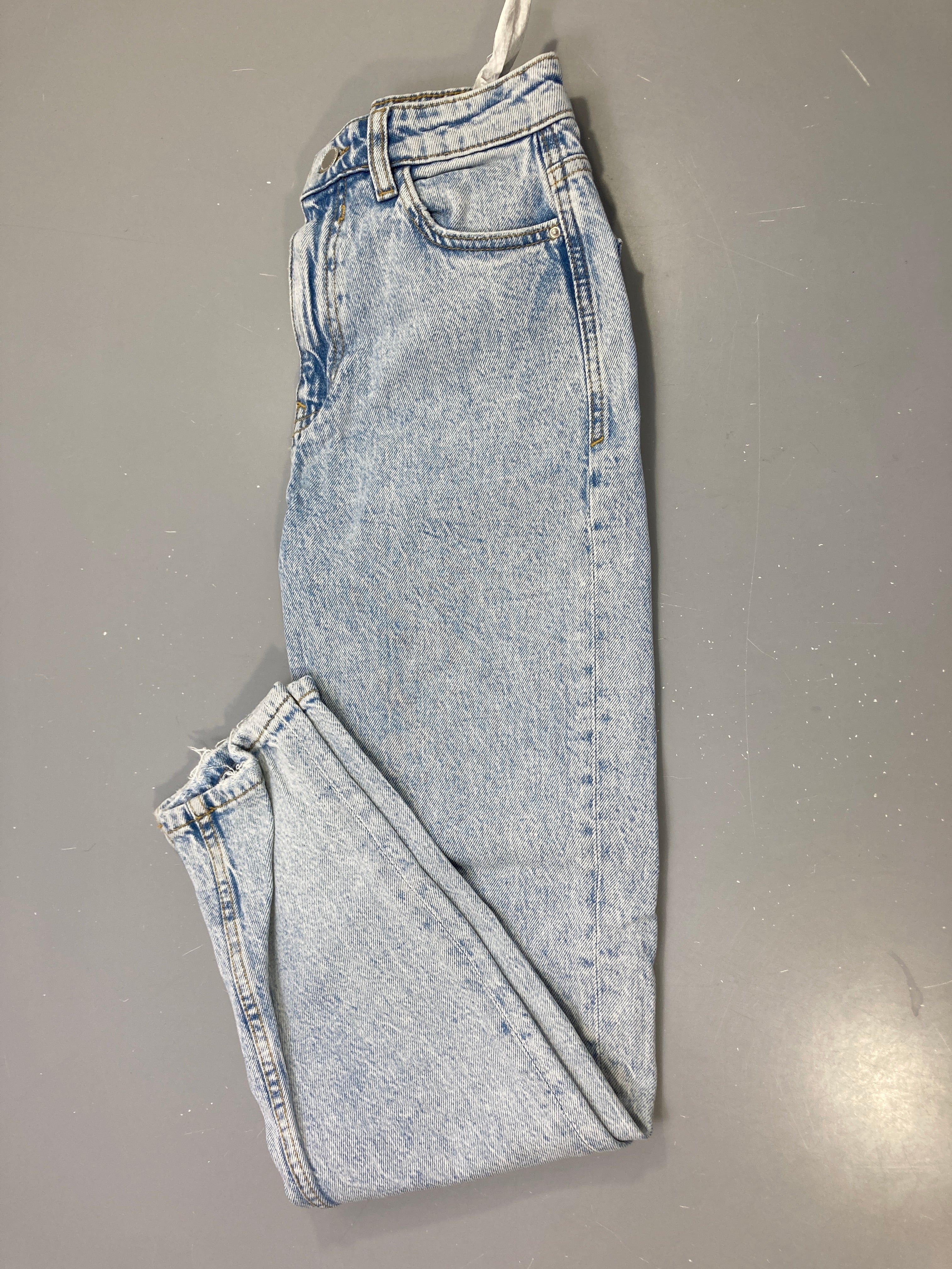 Jean bleu clair délavé 32