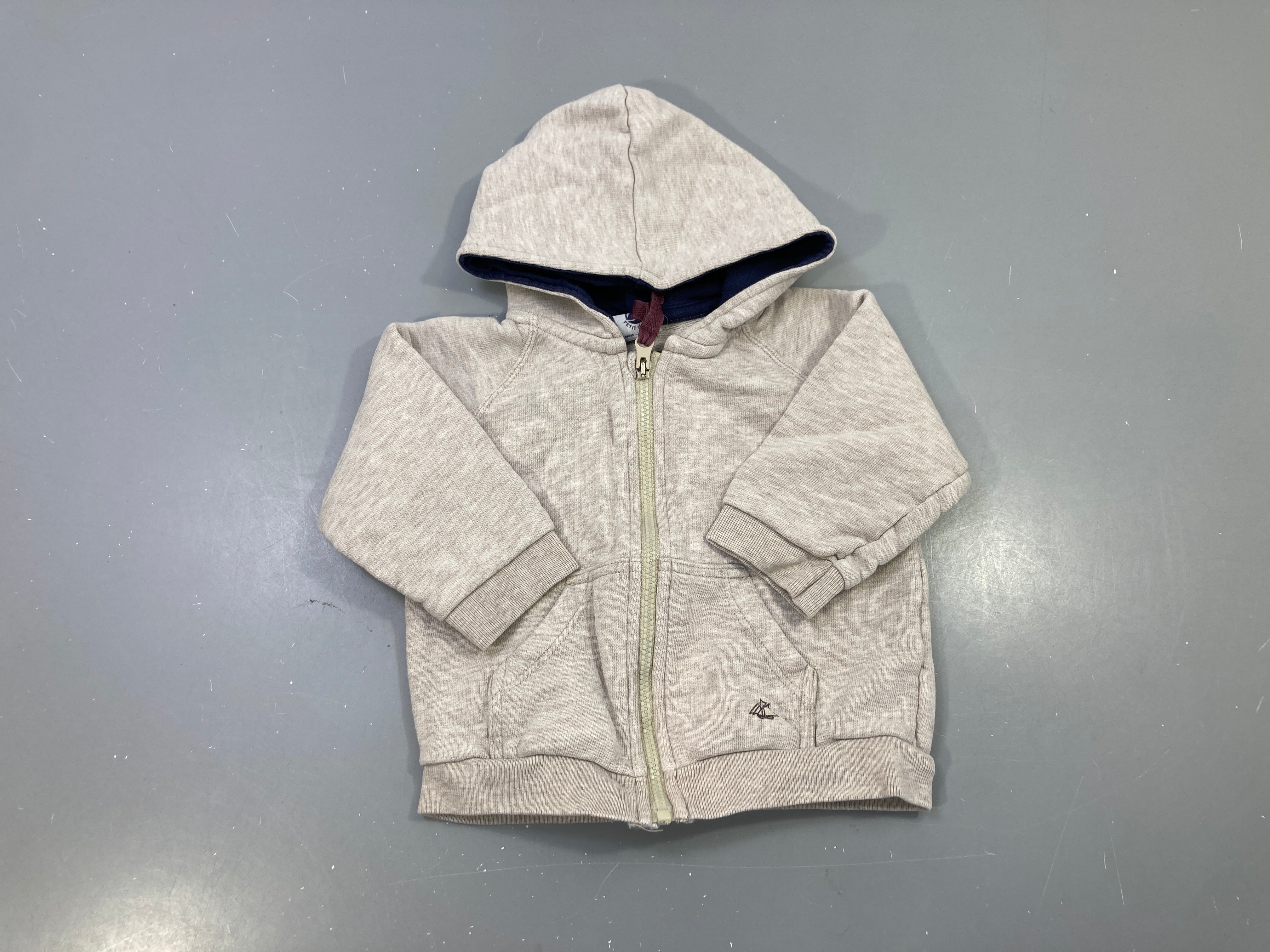 Gilet zippé capuche gris chiné