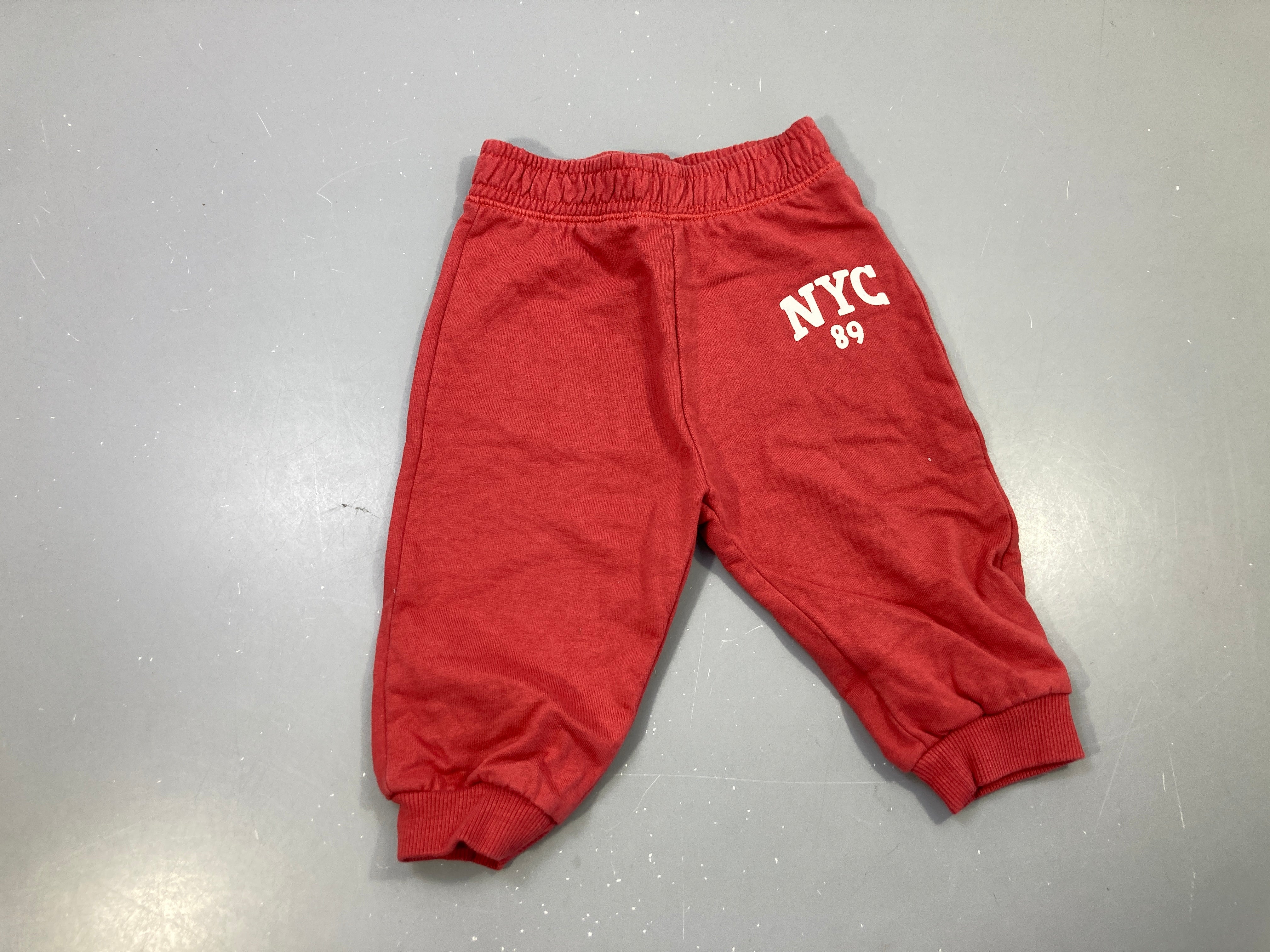 Pantalon molleton rouge imprimé NYC 89