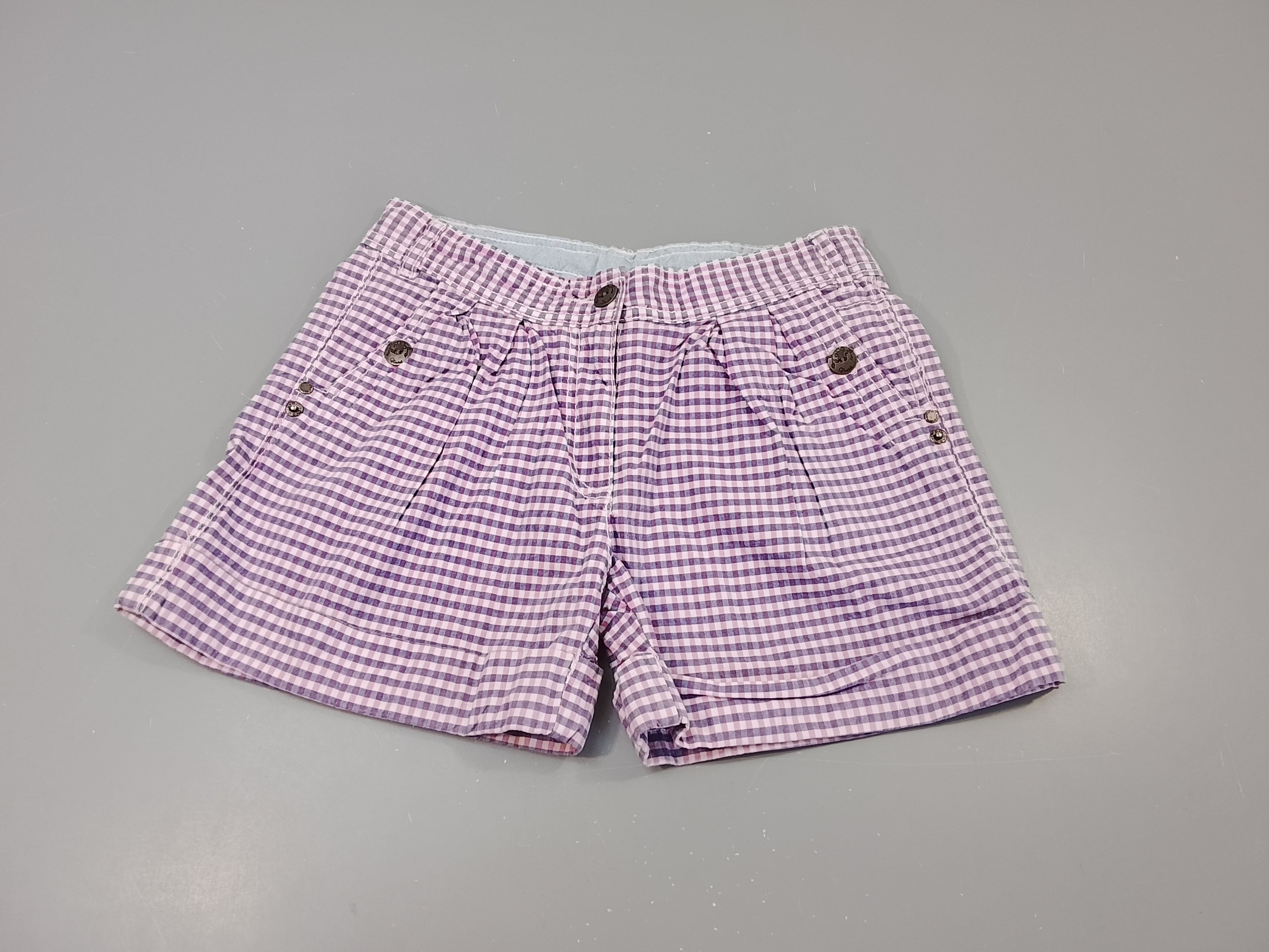 Short à revers à carreaux rose, bleu, mauve, blanc