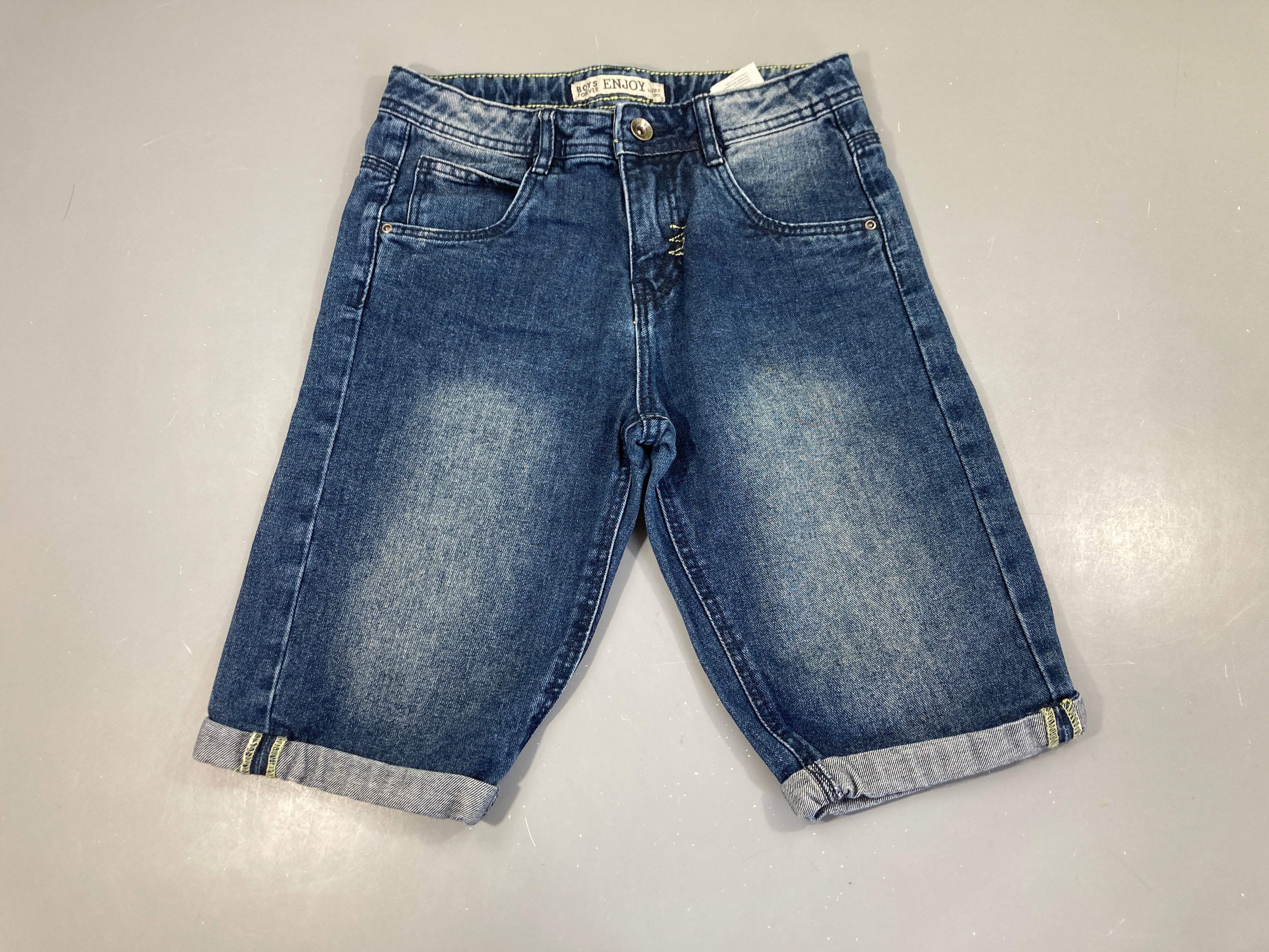 Bermuda en jean revers