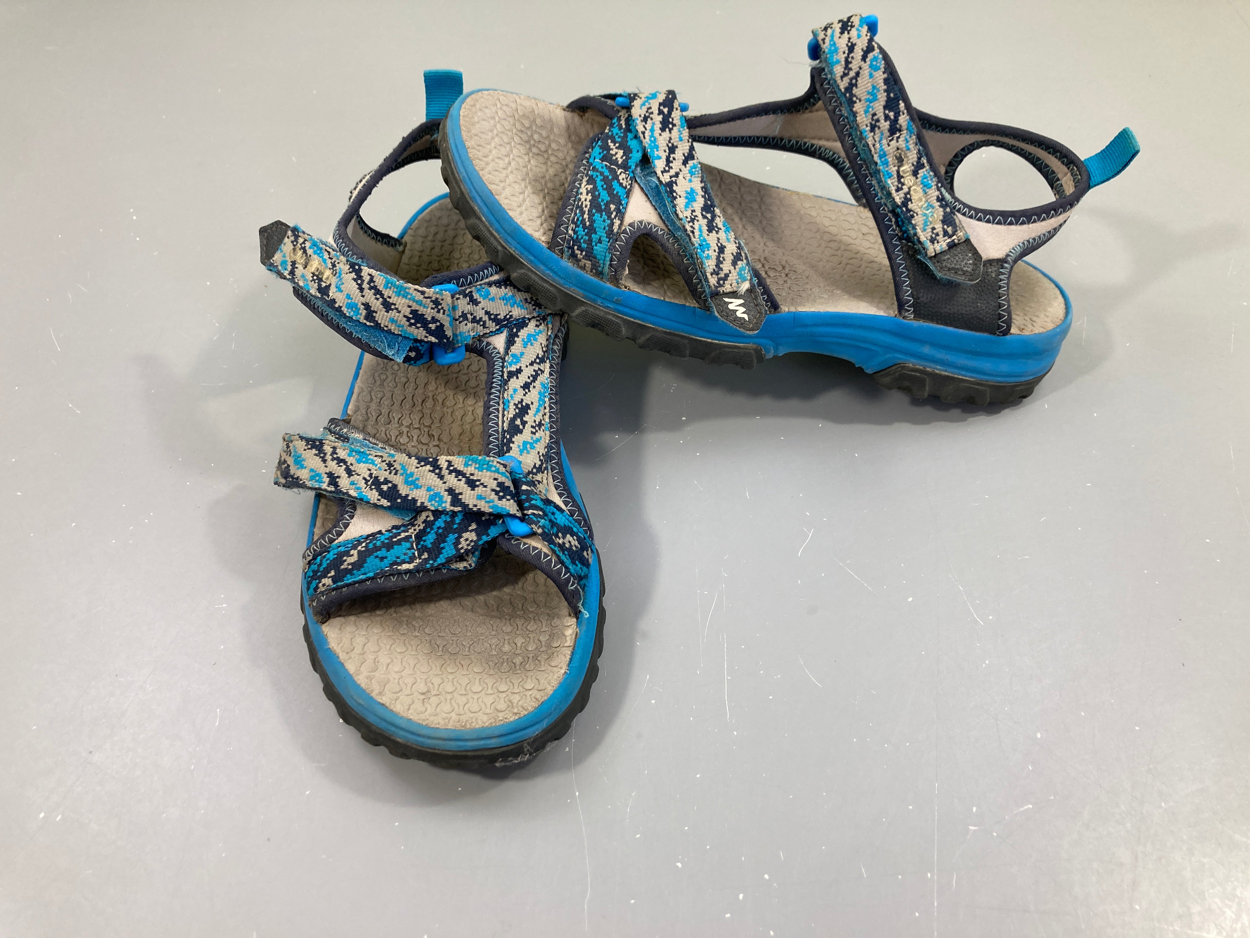 Sandales de randonnée gris/bleu 38, usées