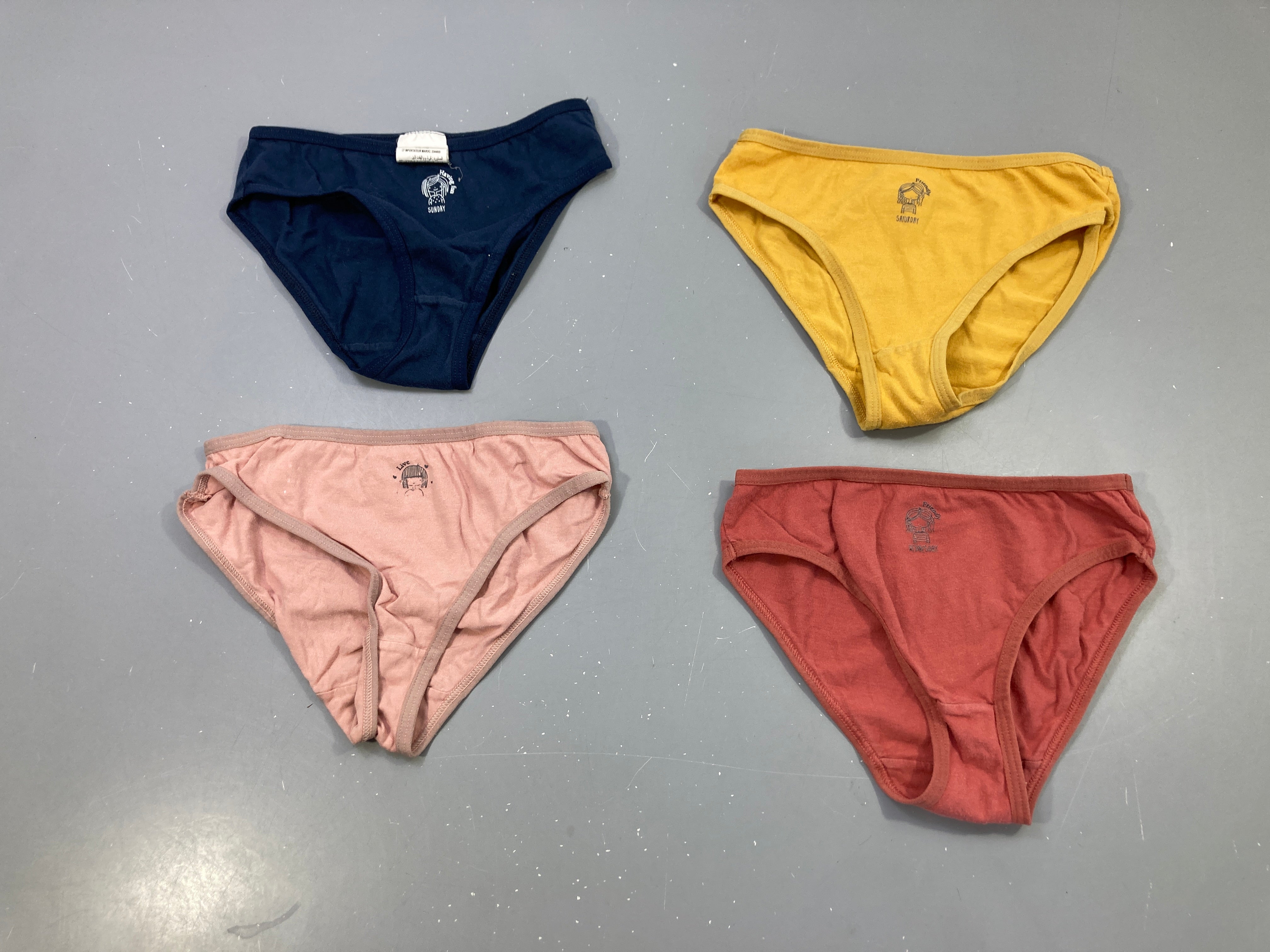 Lot 4 culottes marine jaune moutarde rose corail jours de la semaine