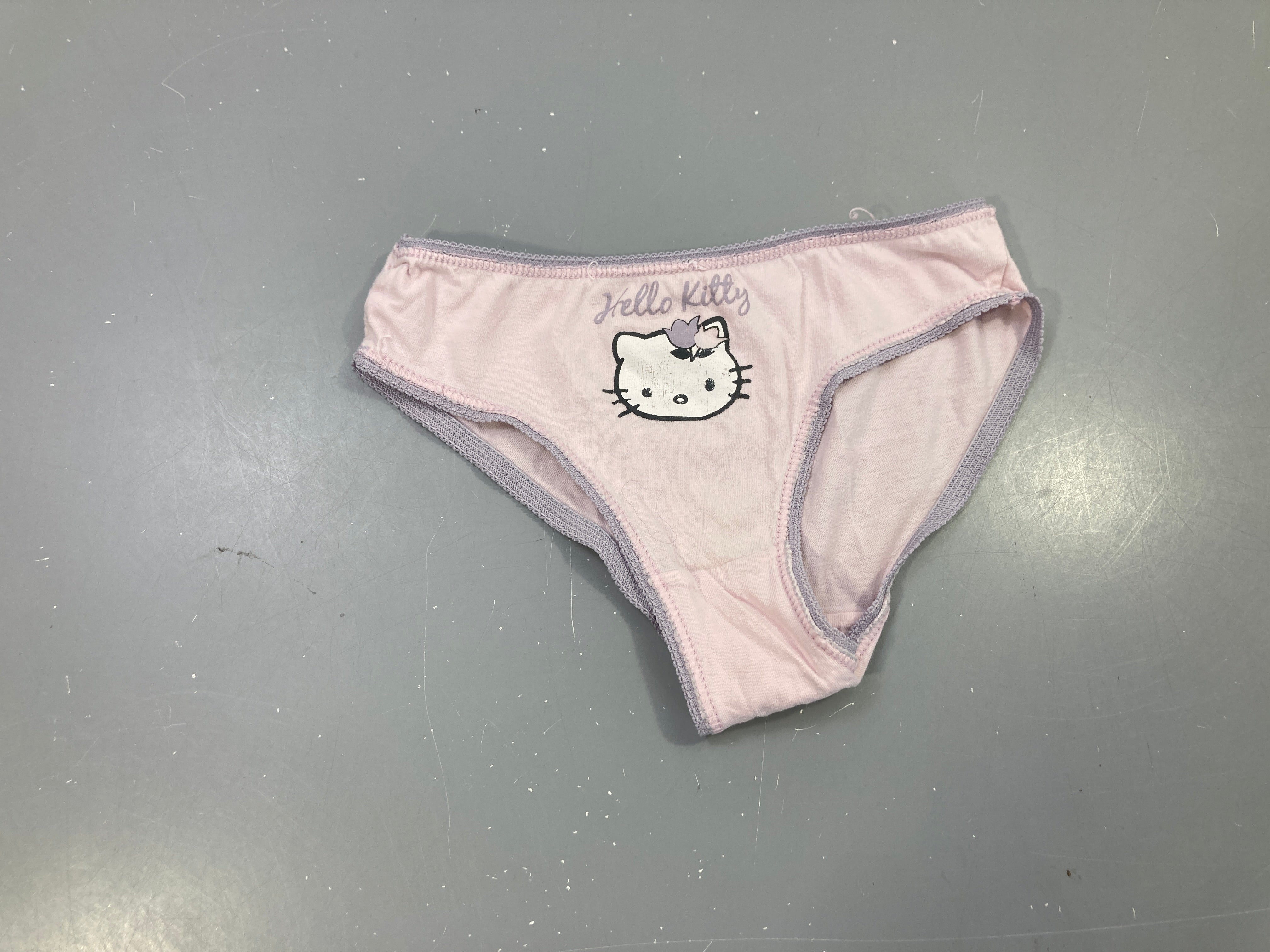 Culotte rose Hello Kitty