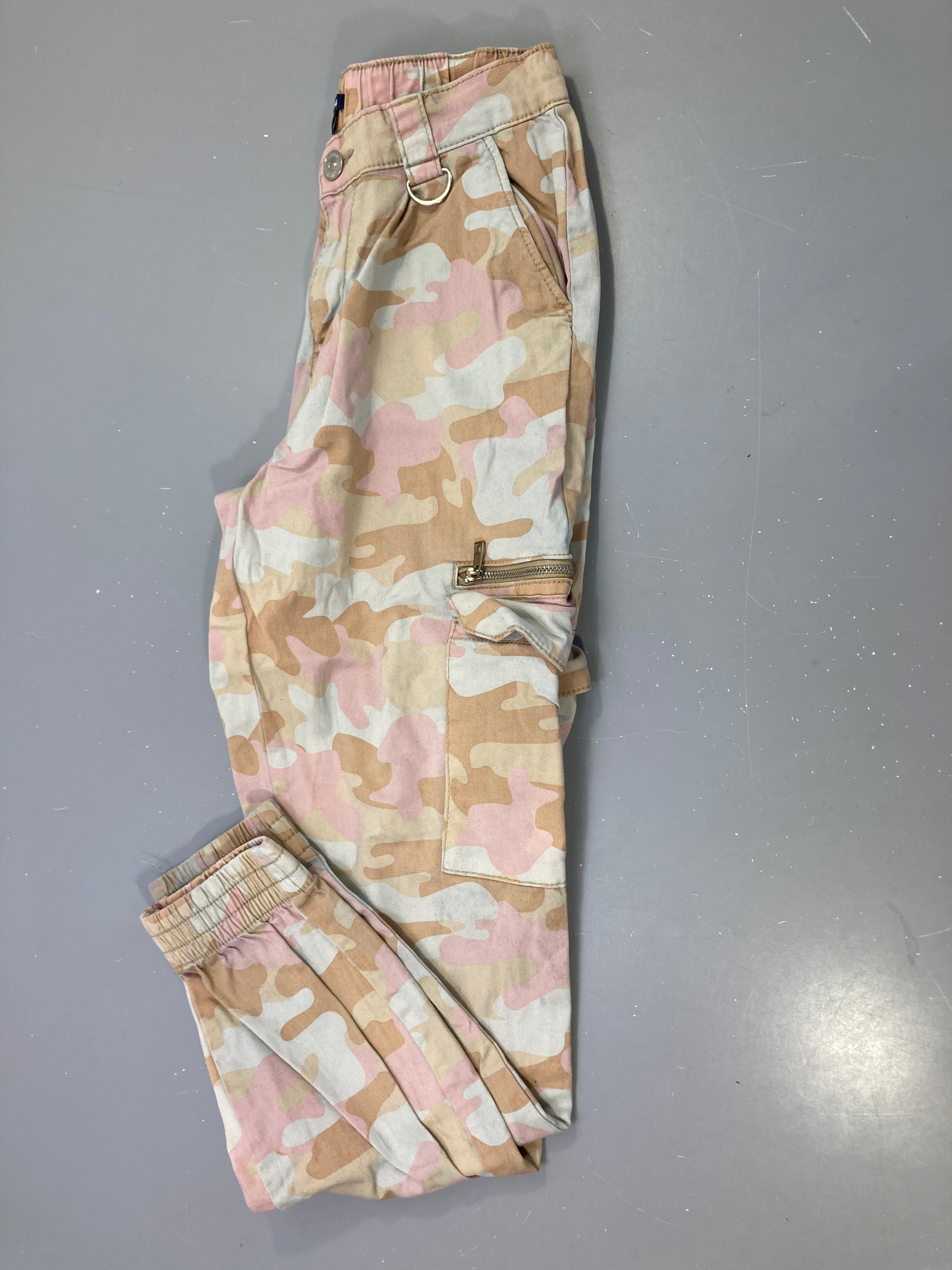 Pantalon toile camouflage rose et beige cargo