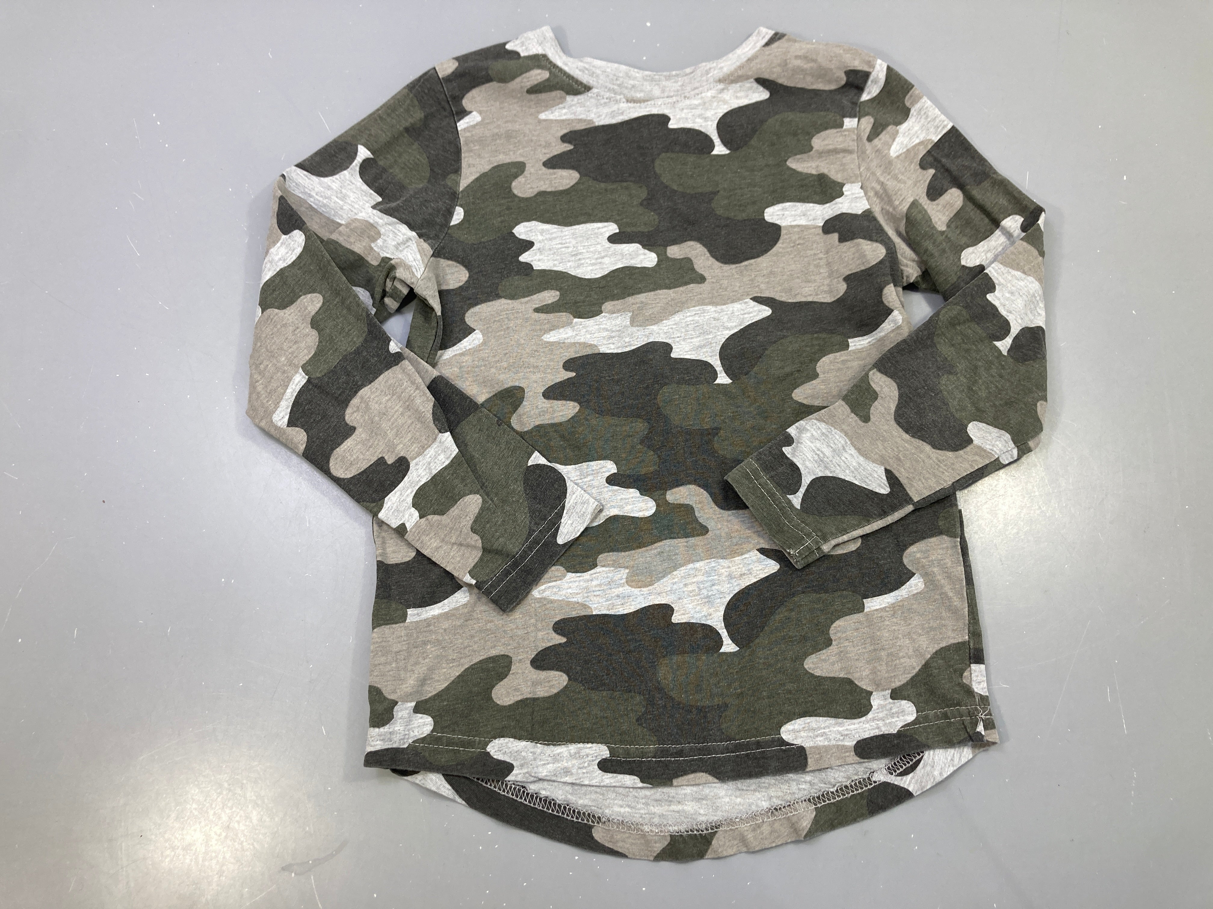 T-shirt m.l gris-kaki camouflage
