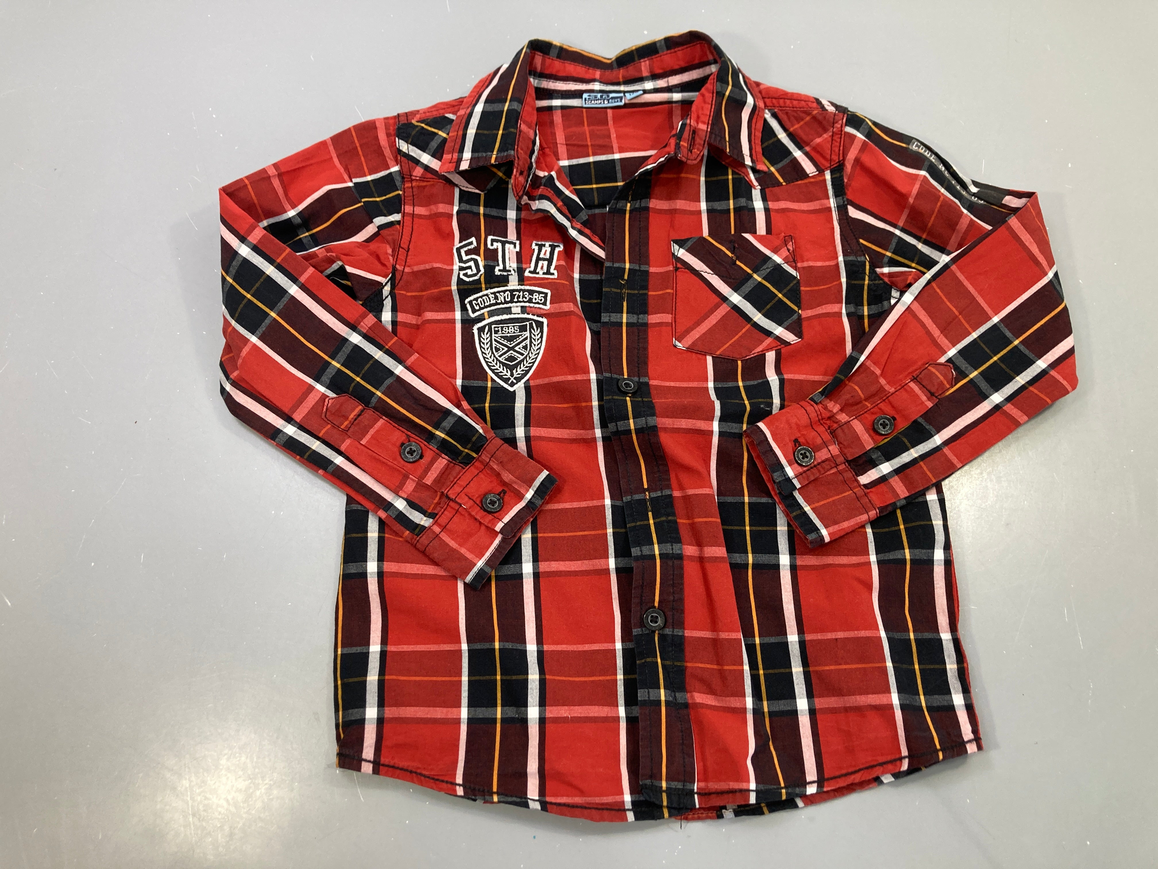 Chemise m.l carreaux rouge et noir