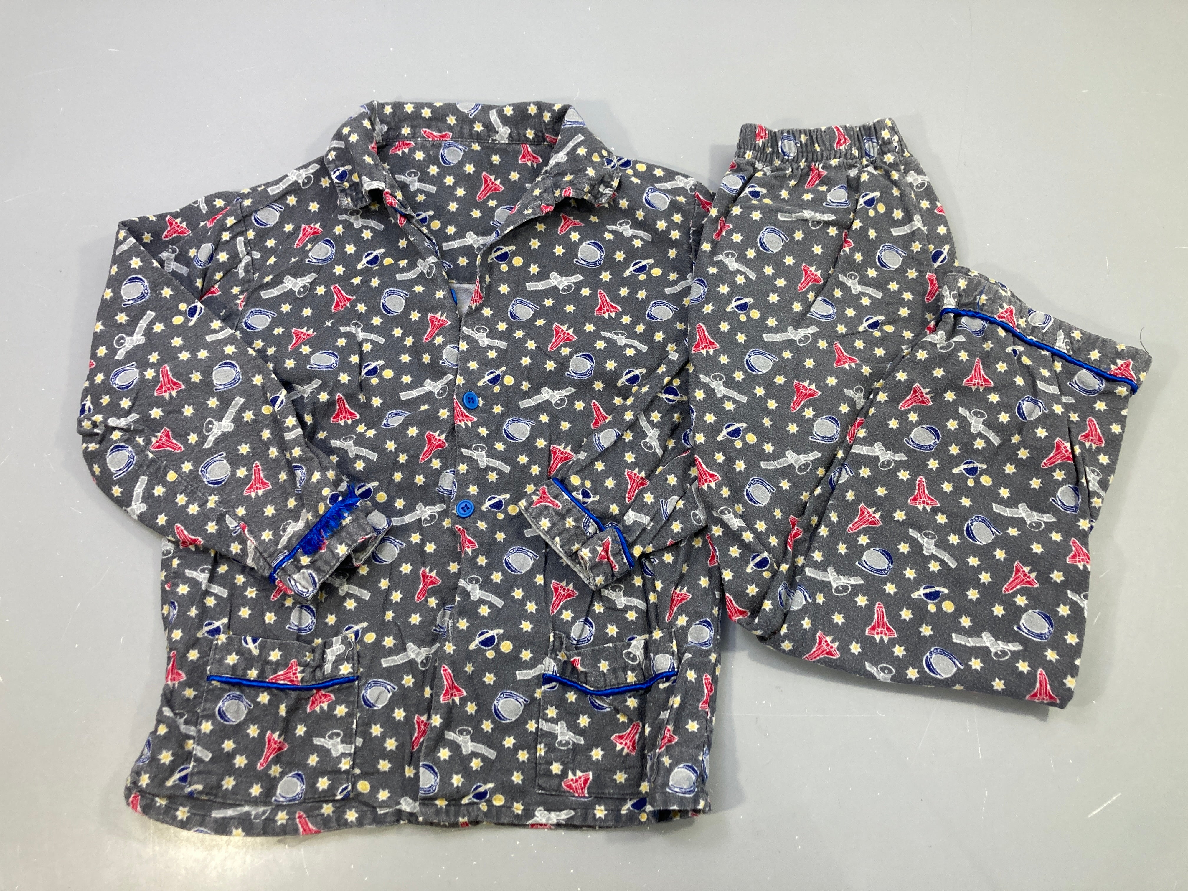 Pyjama 2pcs flanelle gris espace fusées Bouloché!