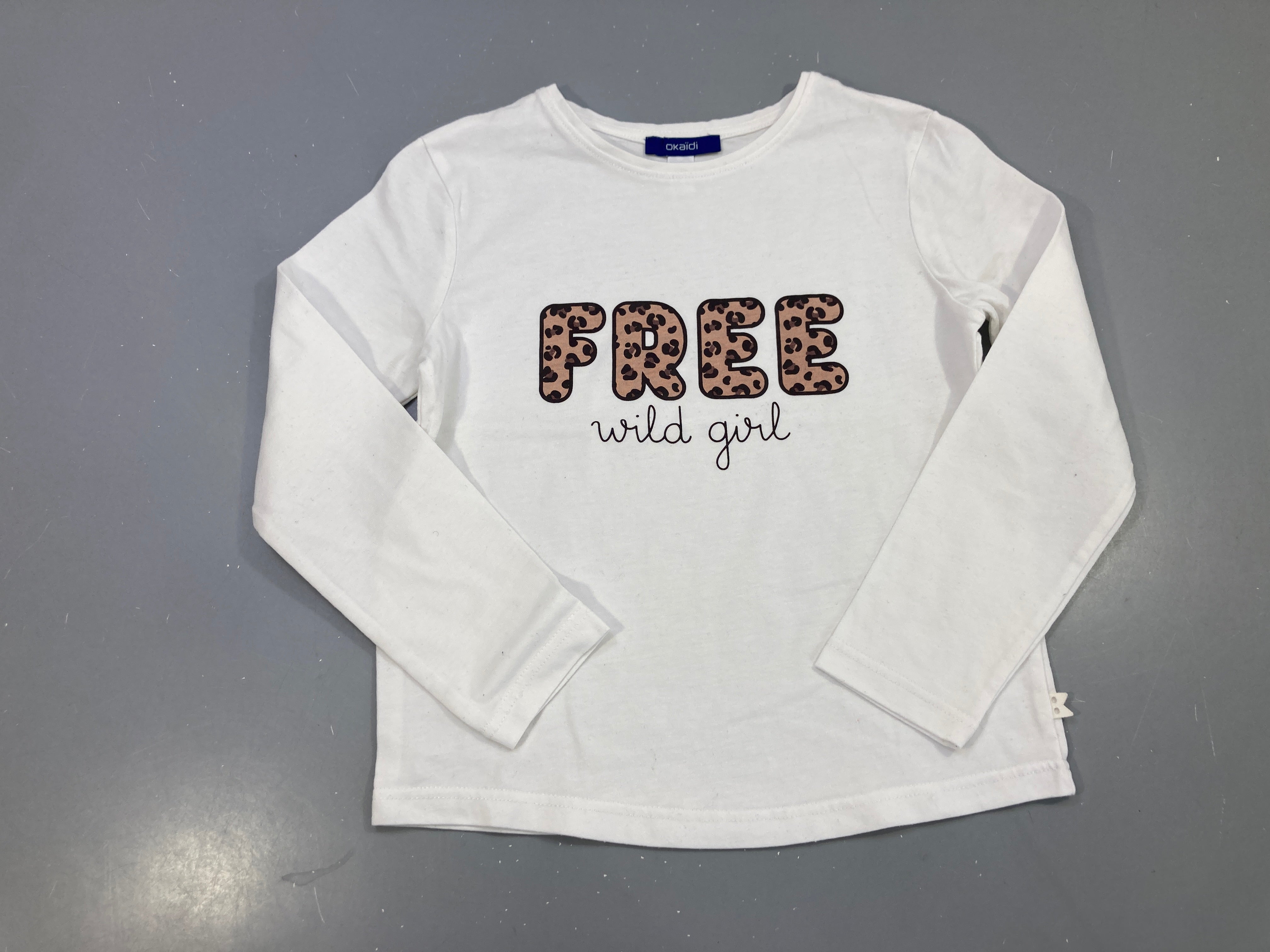 T-shirt m.l blanc, FREE wild girl imprimé léopard