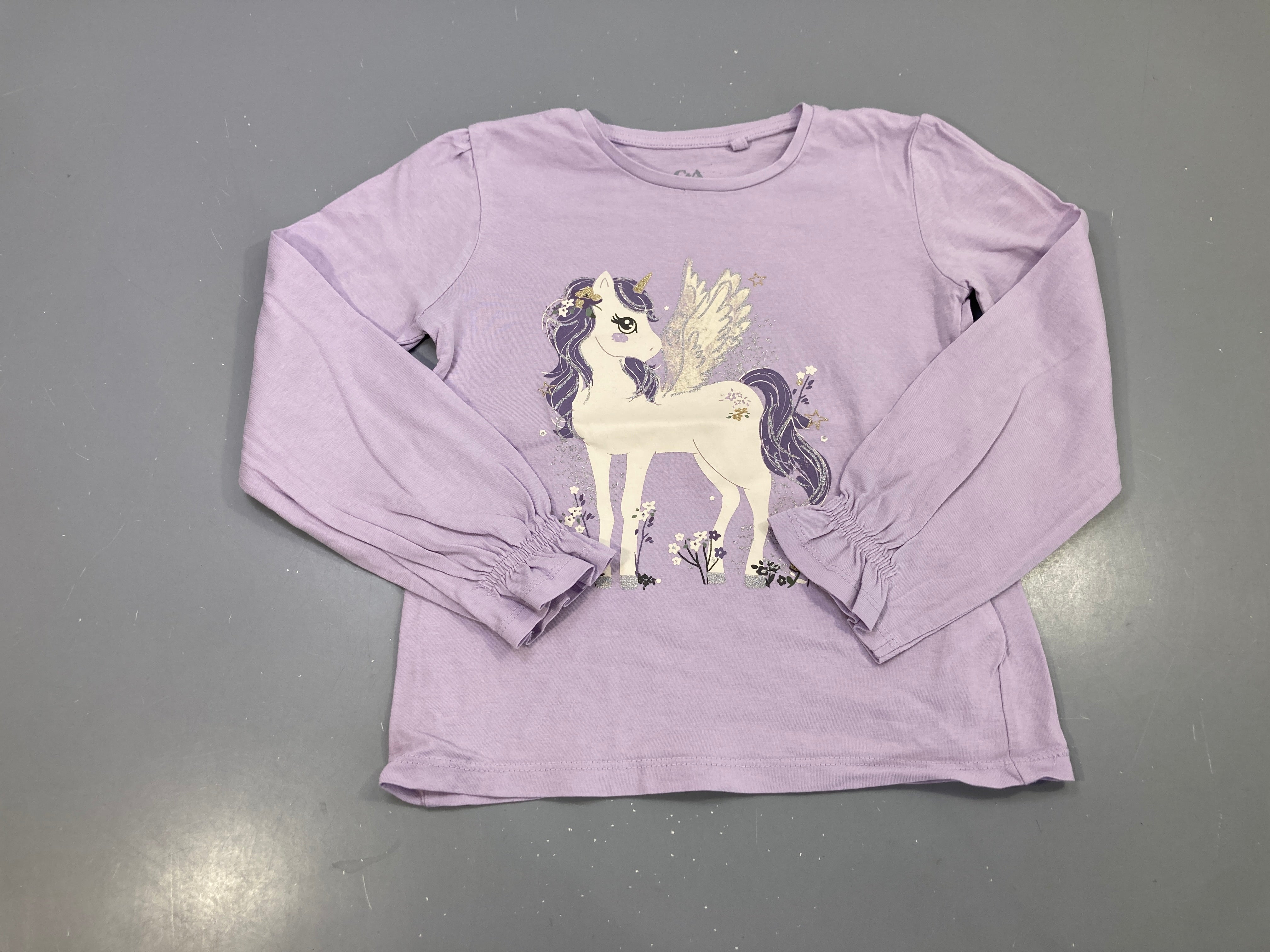 T-shirt m.l lilas, licorne ailée pailletée
