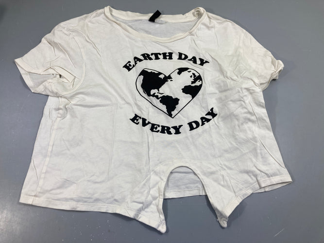 T-shirt m.c blanc, earth day, moins cher chez Petit Kiwi