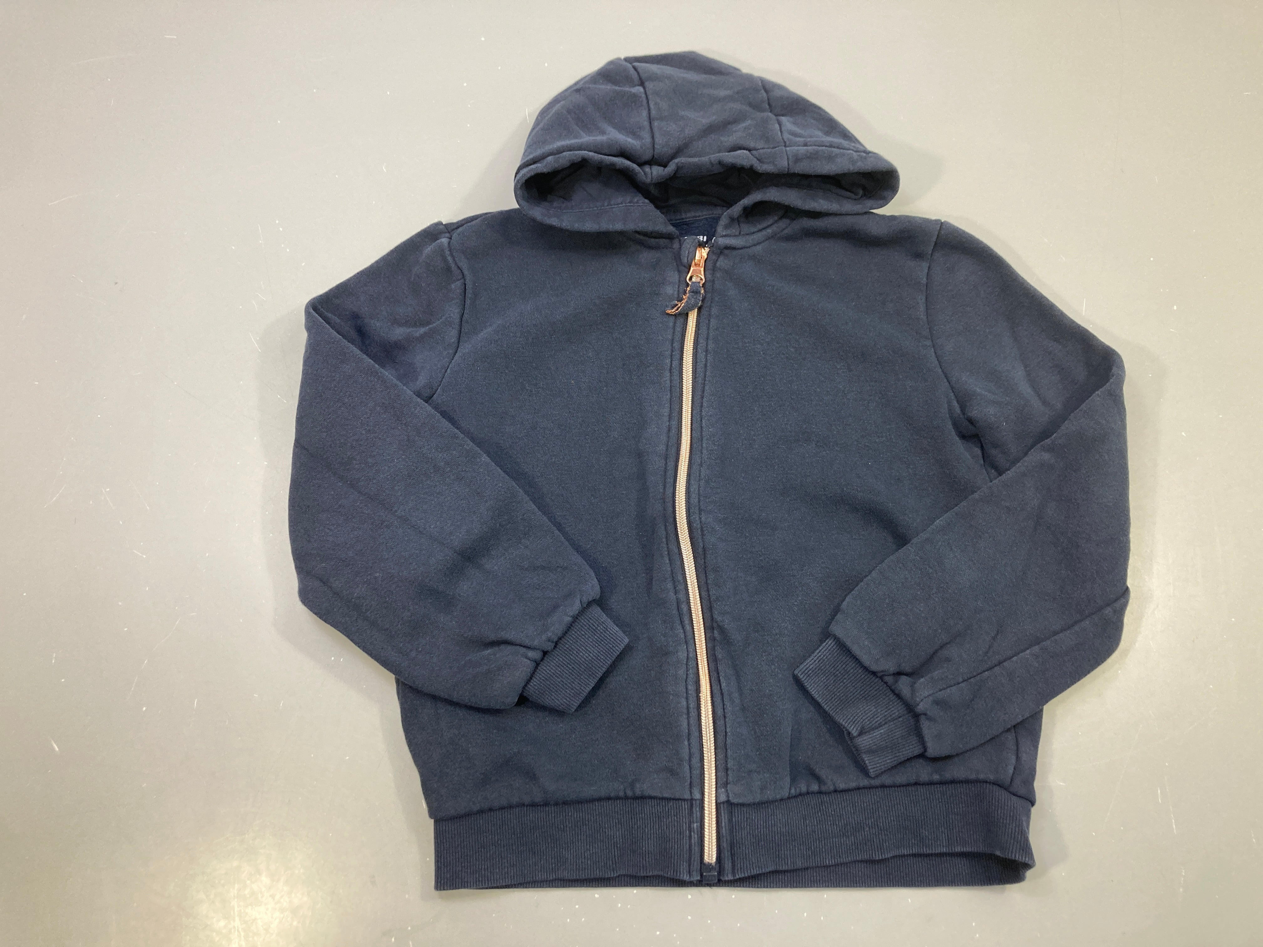 Sweat zippé capuche bleu marine uni