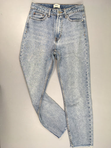 Jeans  effet effiloché bas 26-32, moins cher chez Petit Kiwi