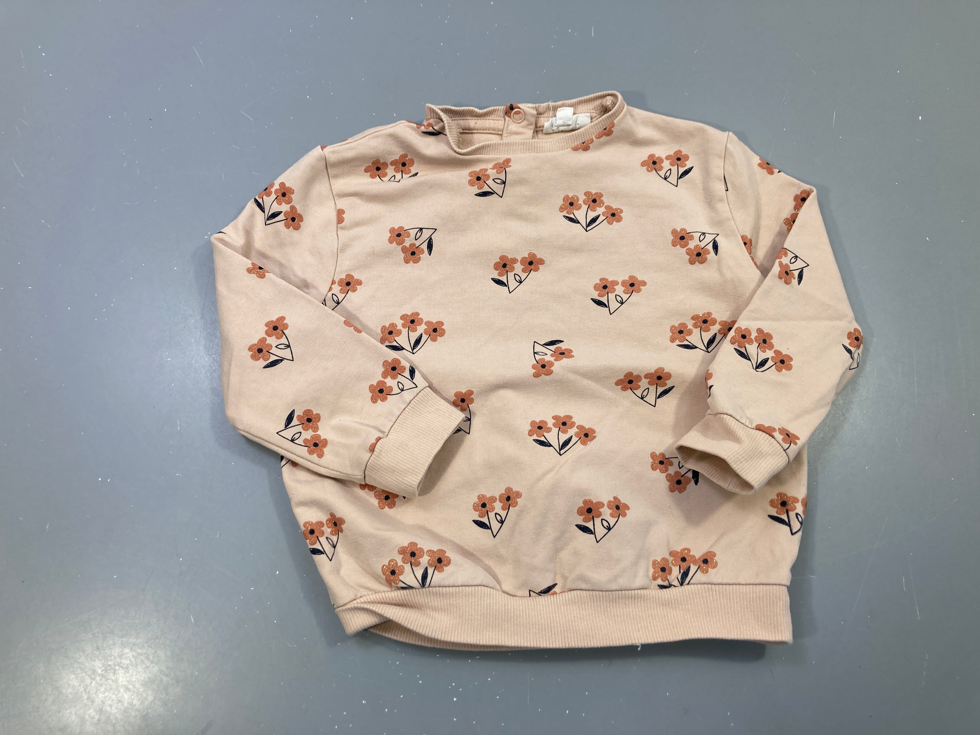 Sweat rose poudré fleurs terracotta pailleté