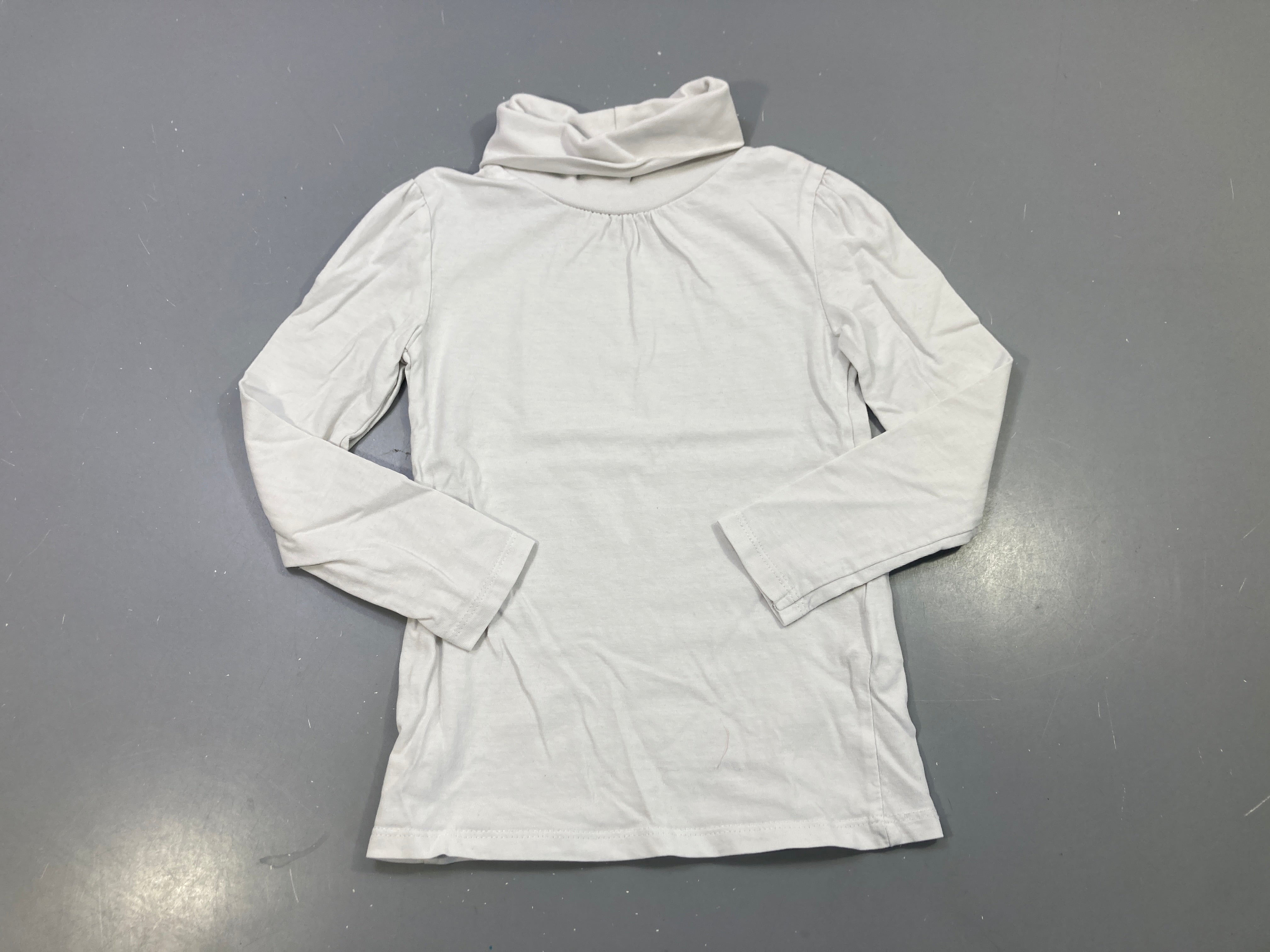 T-shirt m.l col roulé blanc, fronces à l'encolure
