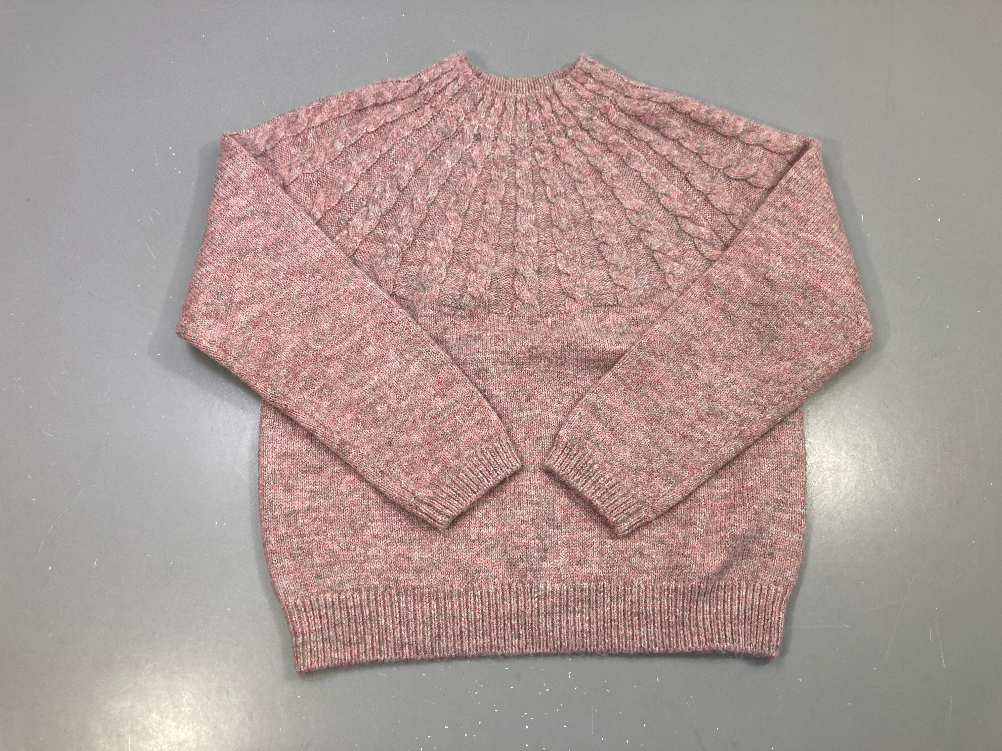 Pull vieux rose chiné, empiècement torsades