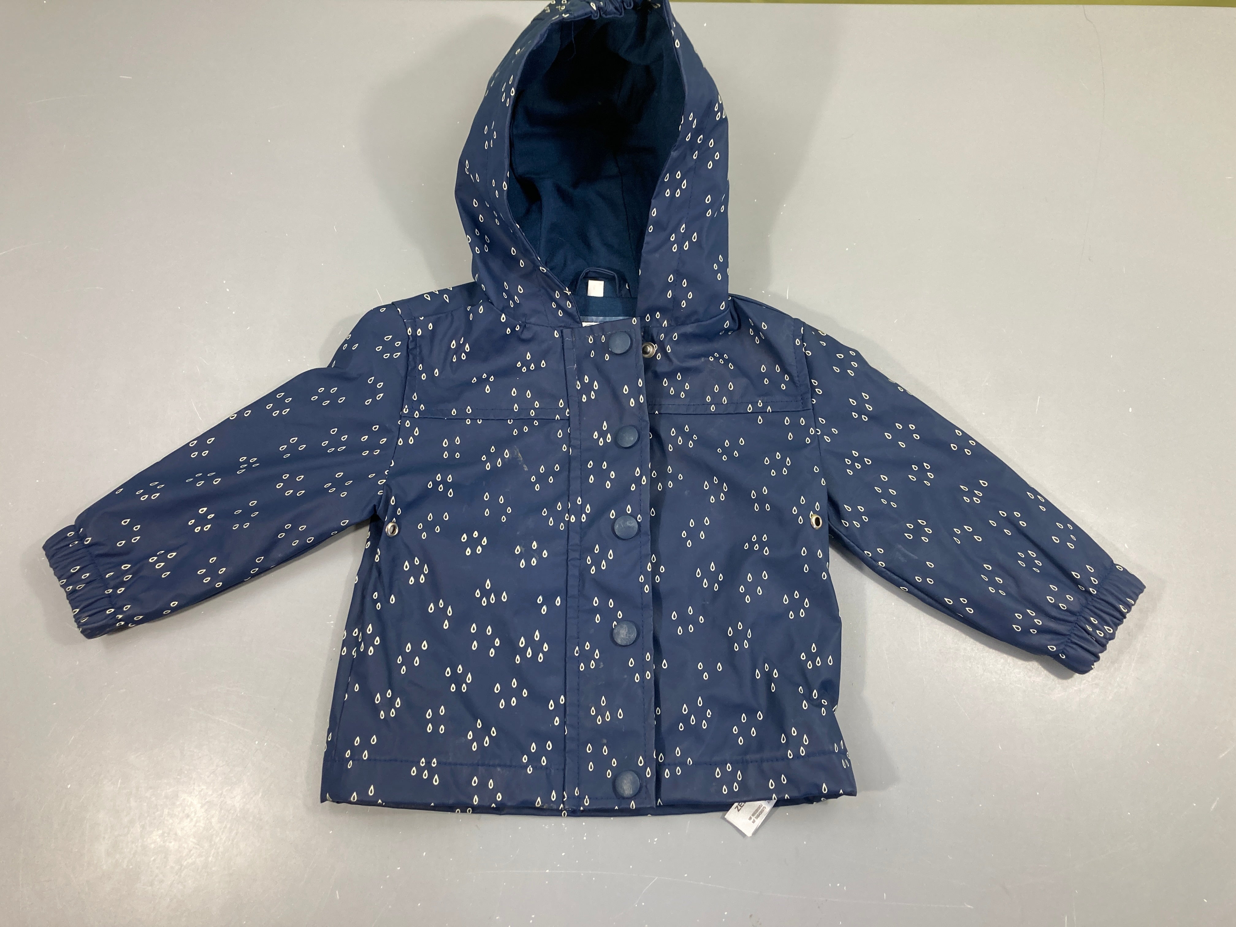Ciré bleu foncé gouttes à capuche