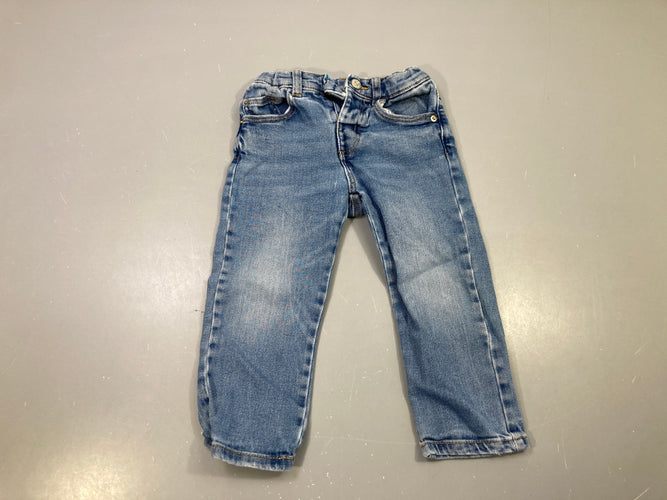 Pantalon jean bleu délavé, taille réglable, étiquette arrière abîmée, moins cher chez Petit Kiwi
