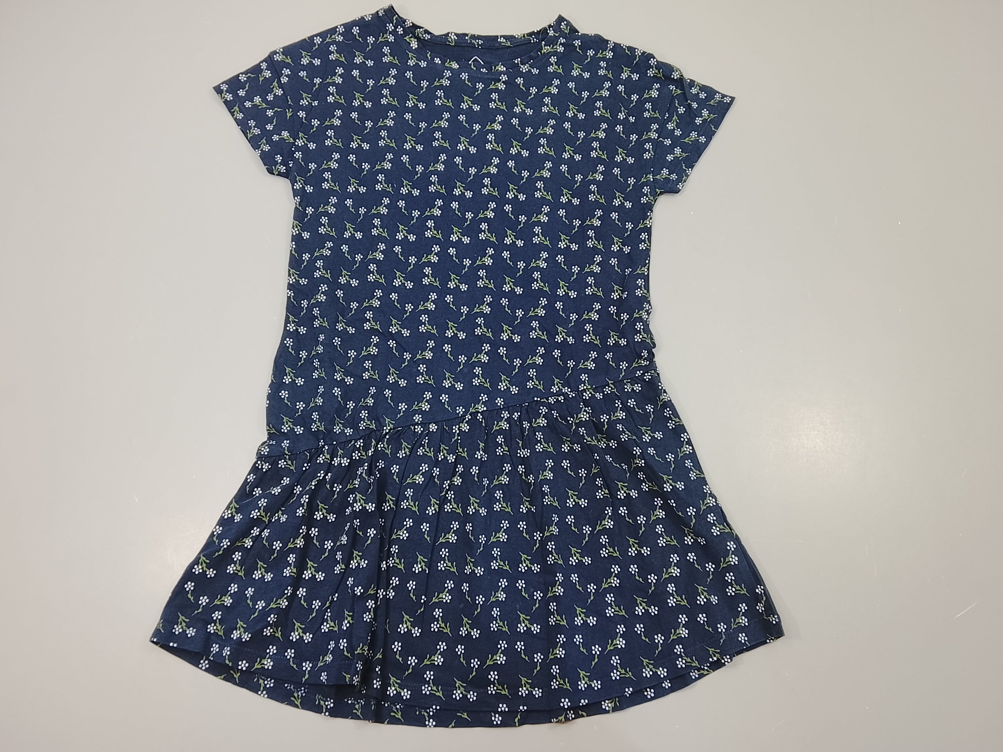 Robe m.c jersey bleu marine, fleurs blanches