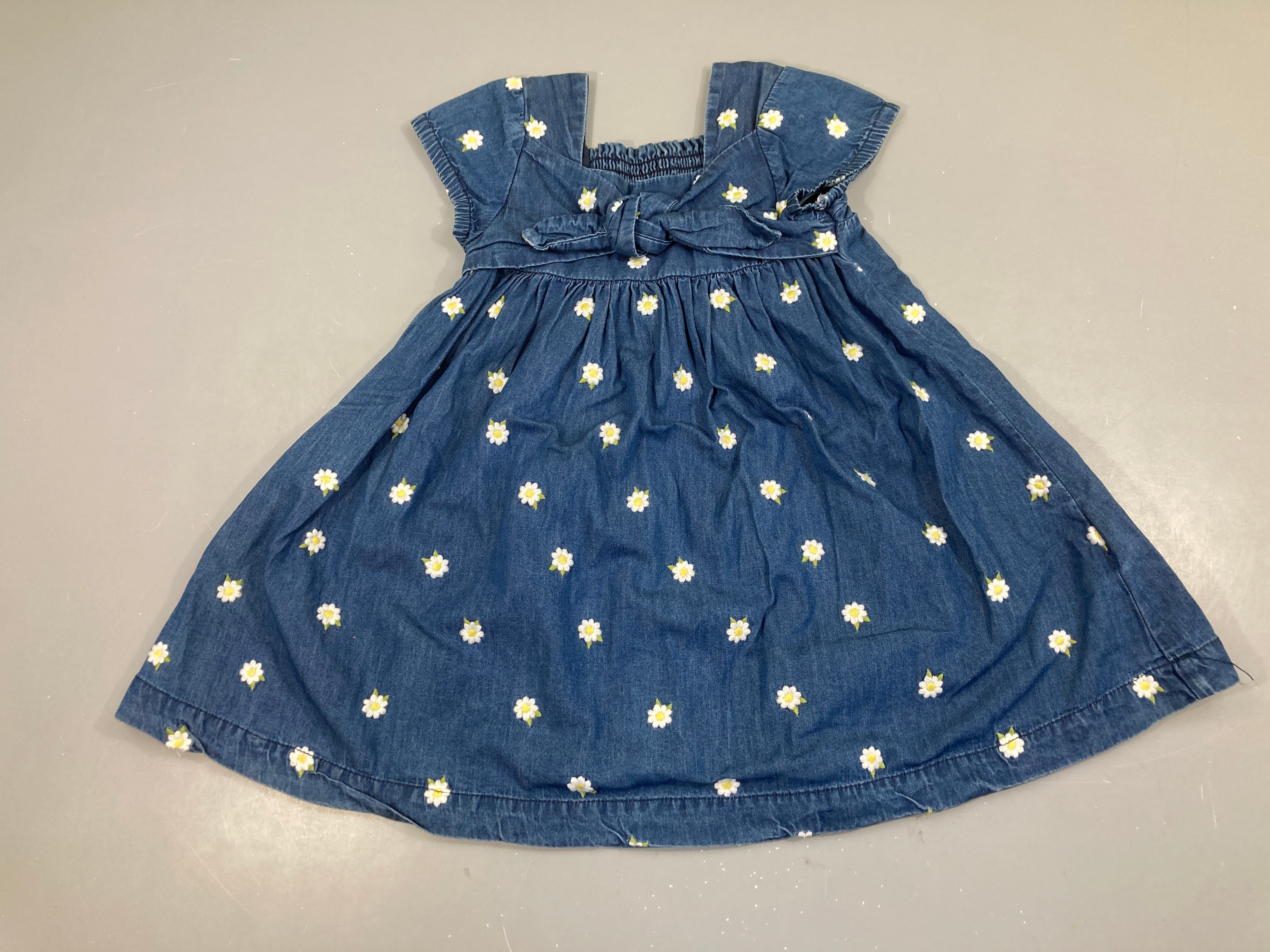 Robe m.c denim fleurs brodées