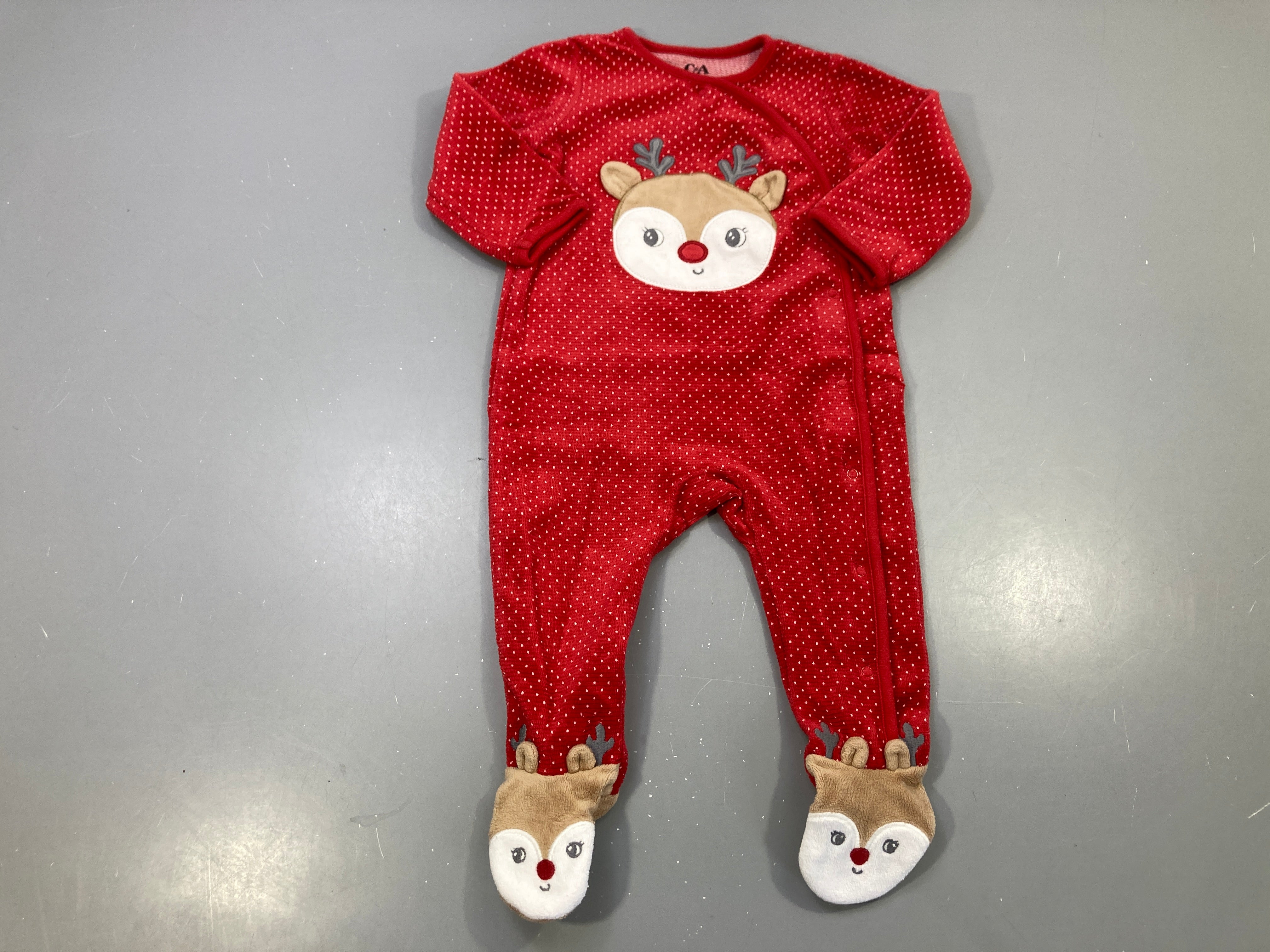 Pyjama velours rouge pois blancs renne, pieds renne, Noël
