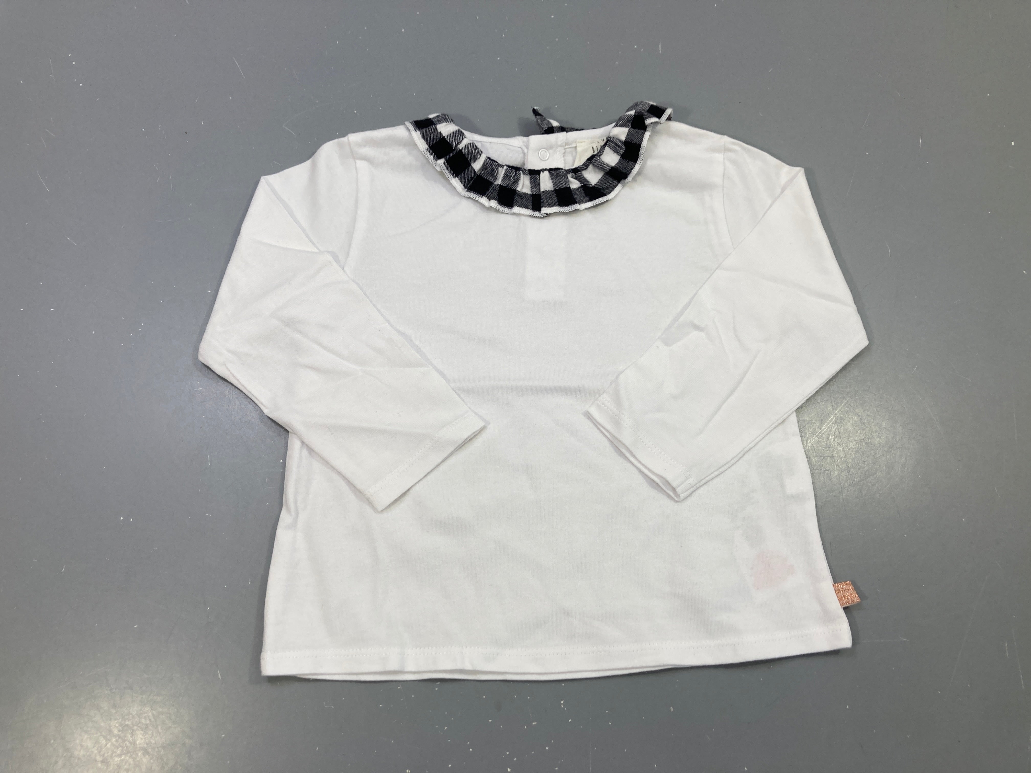T-shirt m.l blanc, col volanté carreaux noir et blanc, Carrément beau