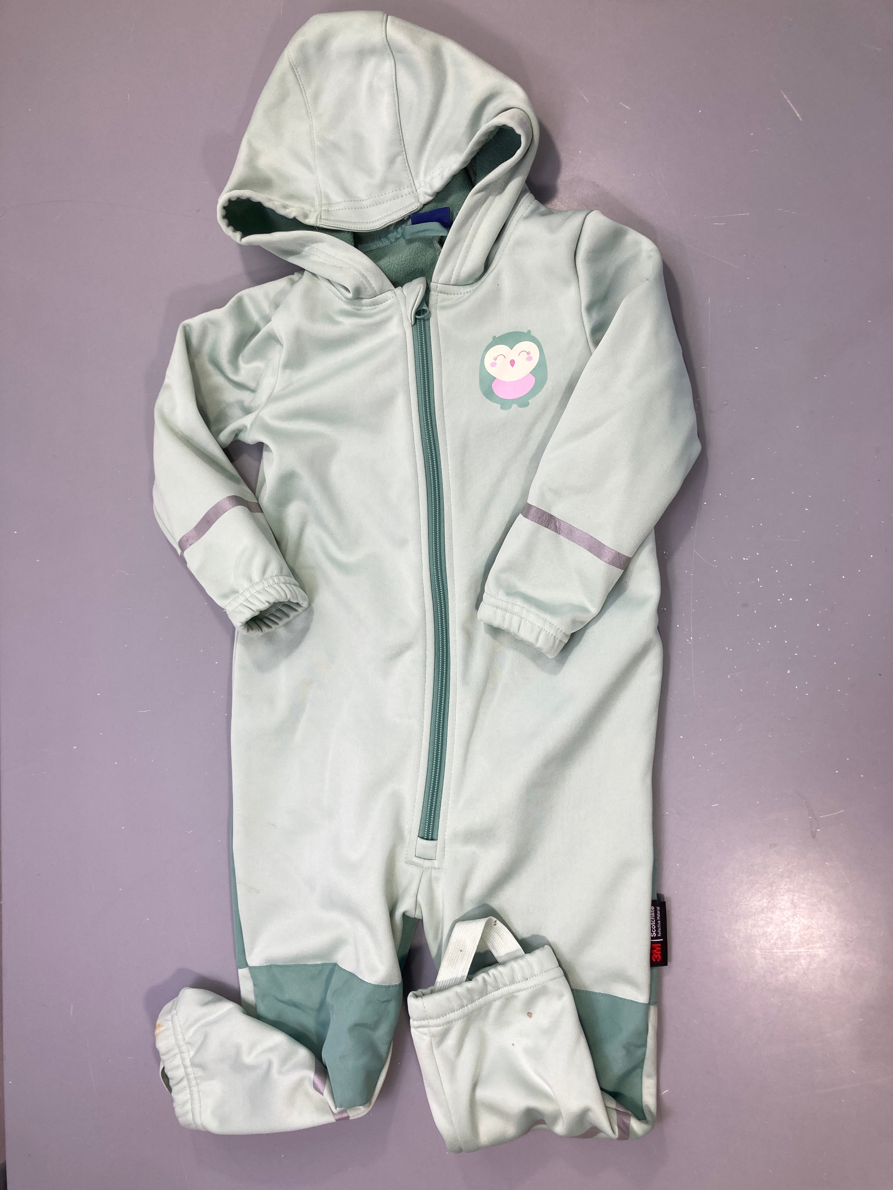 Combinaison zippée vert d'eau softshell, capuche doublée polaire, hibou, bandes réfléchissantes, bas taché