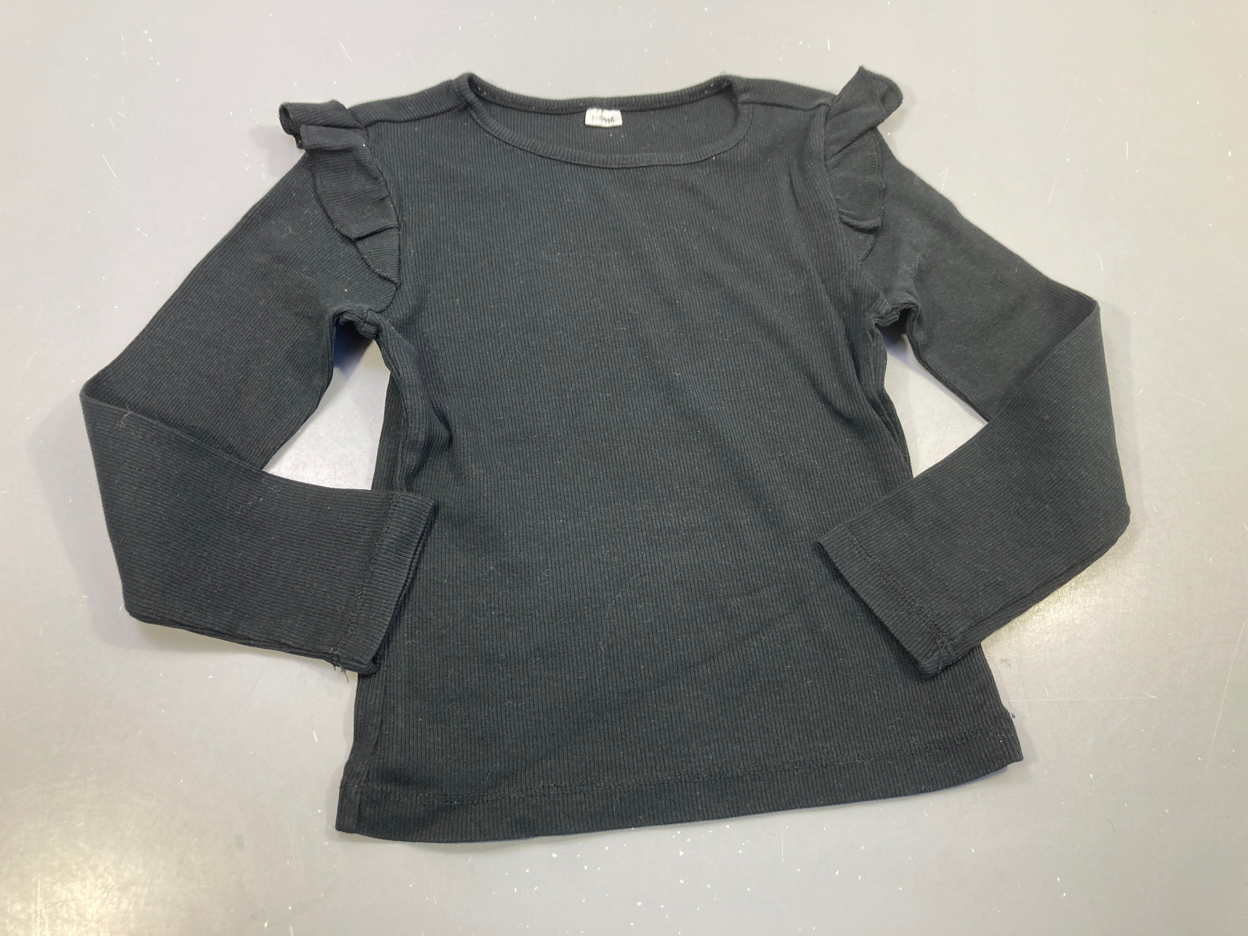T-shirt m.l noir côtelé, manche froufous