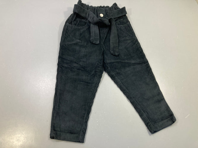 Pantalon en velours côtelé noir avec ceinture, moins cher chez Petit Kiwi