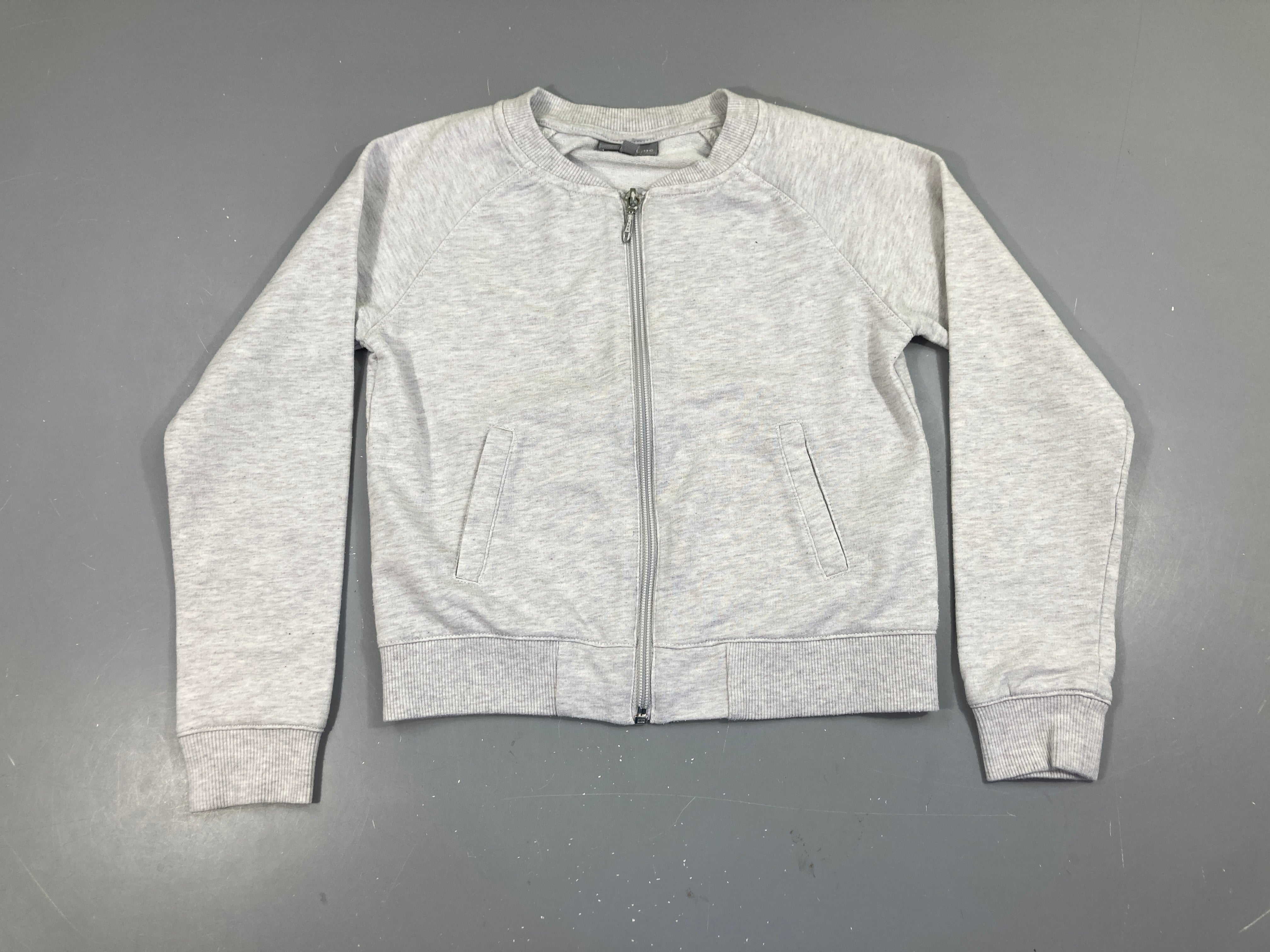 Sweat zippé gris chiné, bouloché
