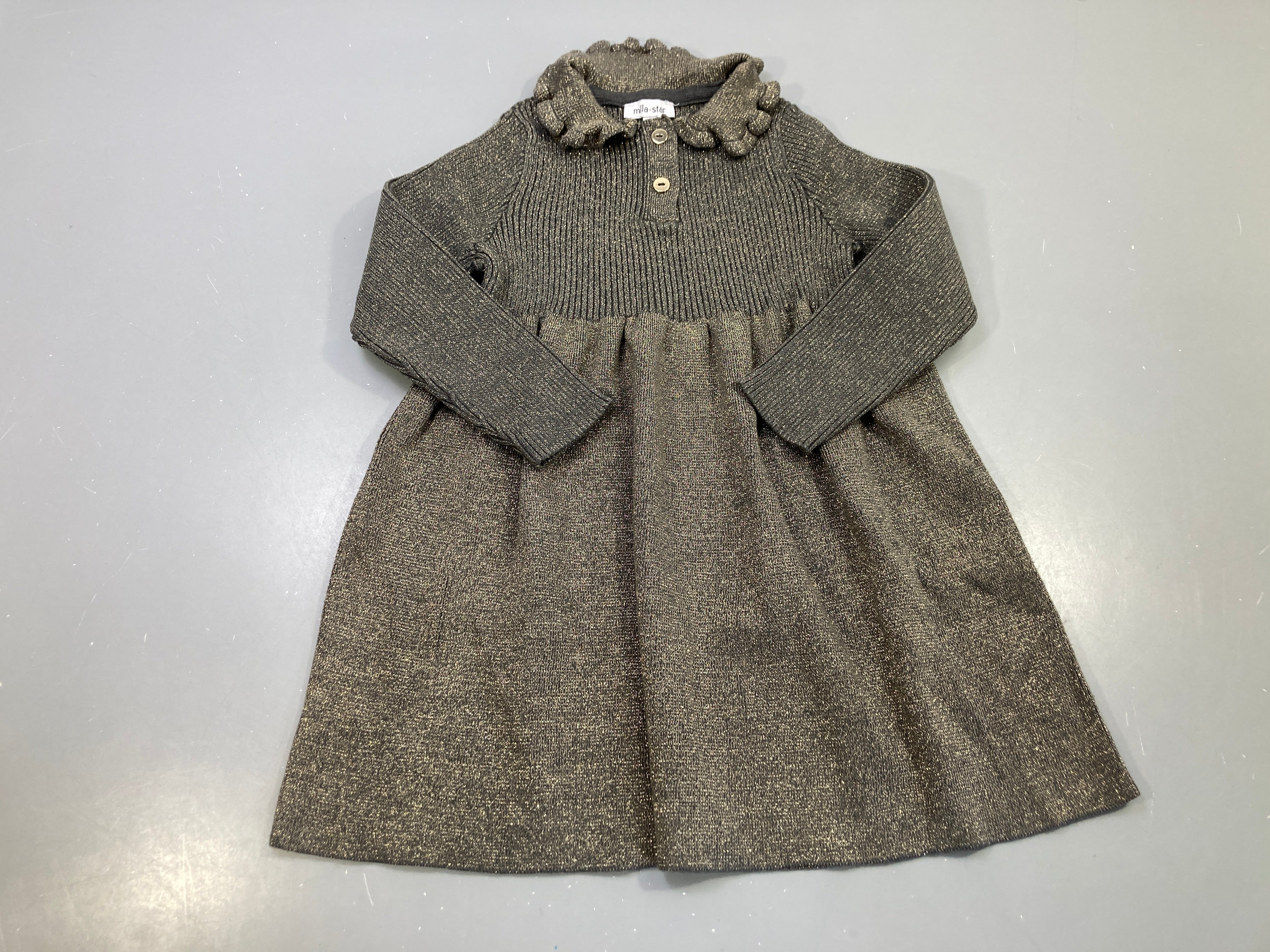 Robe m.l gris anthracite maille lurex doré, col volanté, Milla Star